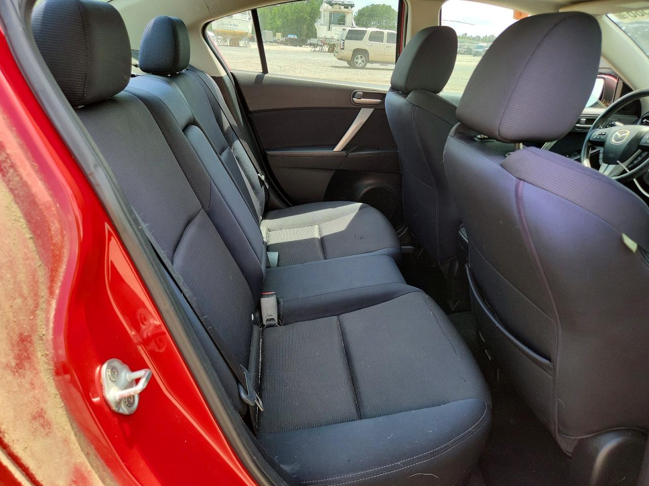 2010 Mazda 3 S Red vin: JM1BL1S5XA1191050