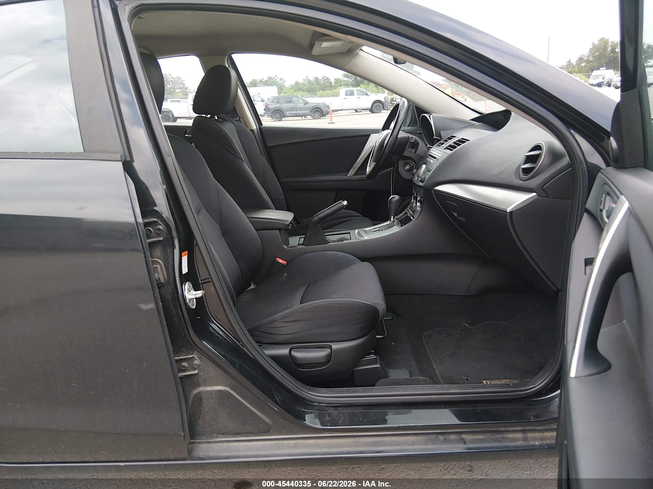 2010 Mazda Mazda3 S Sport Black vin: JM1BL1S61A1103639
