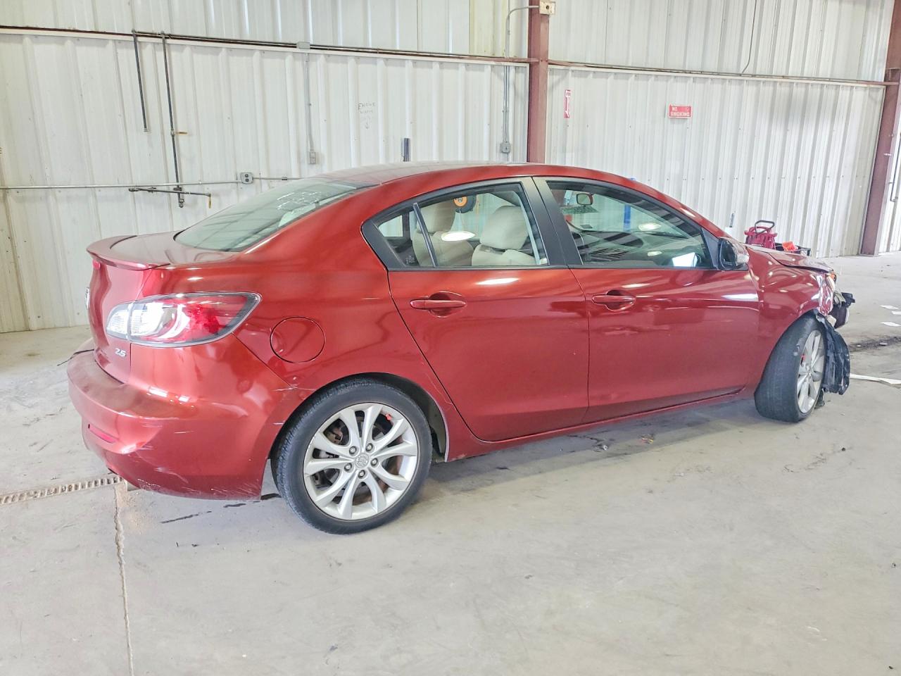 2010 Mazda 3 S Red vin: JM1BL1S61A1113748