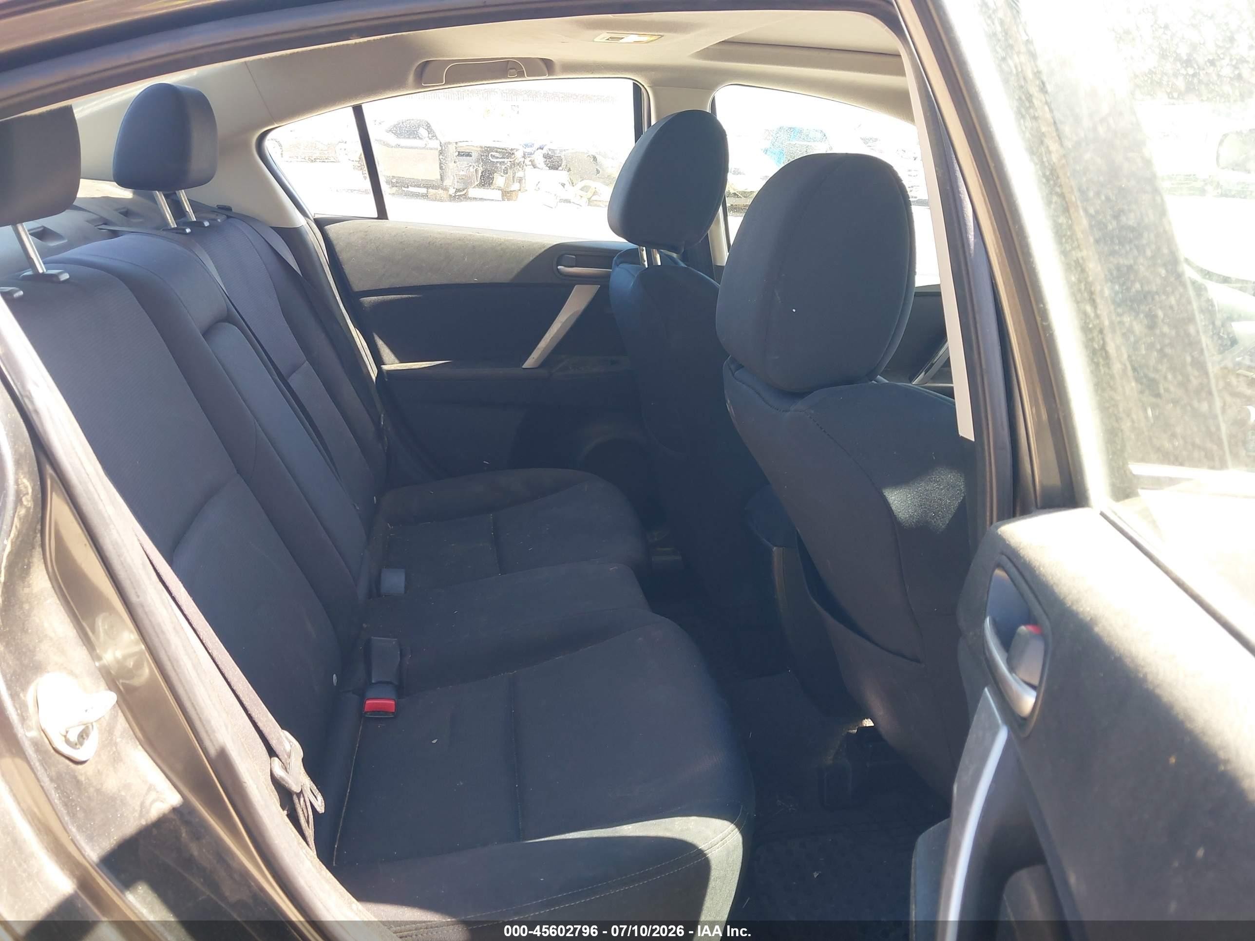 2010 Mazda Mazda3 S Sport Серый vin: JM1BL1S64A1351982