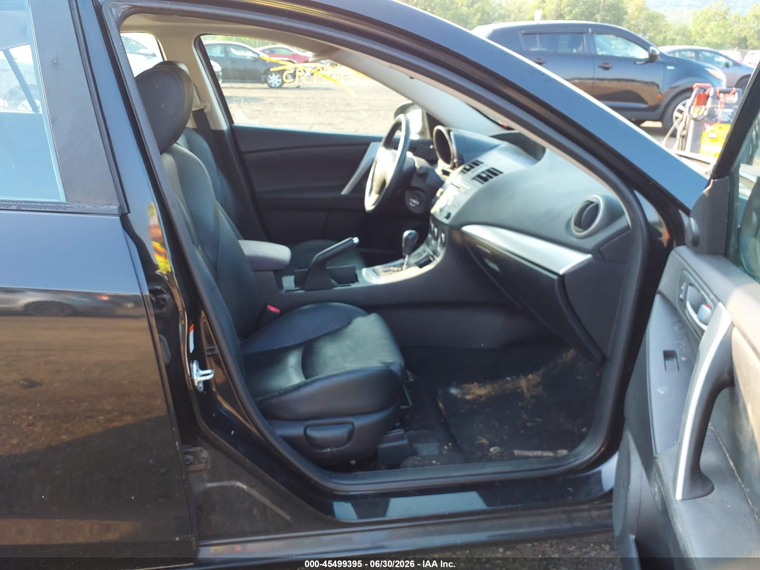 2010 Mazda Mazda3 S Grand Touring Black vin: JM1BL1S65A1166856