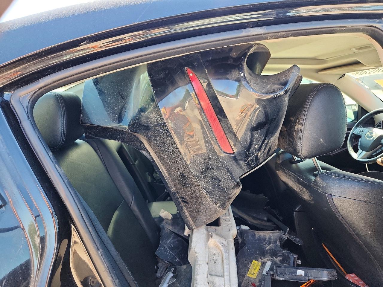 2010 Mazda 3 S Черный vin: JM1BL1S65A1211956