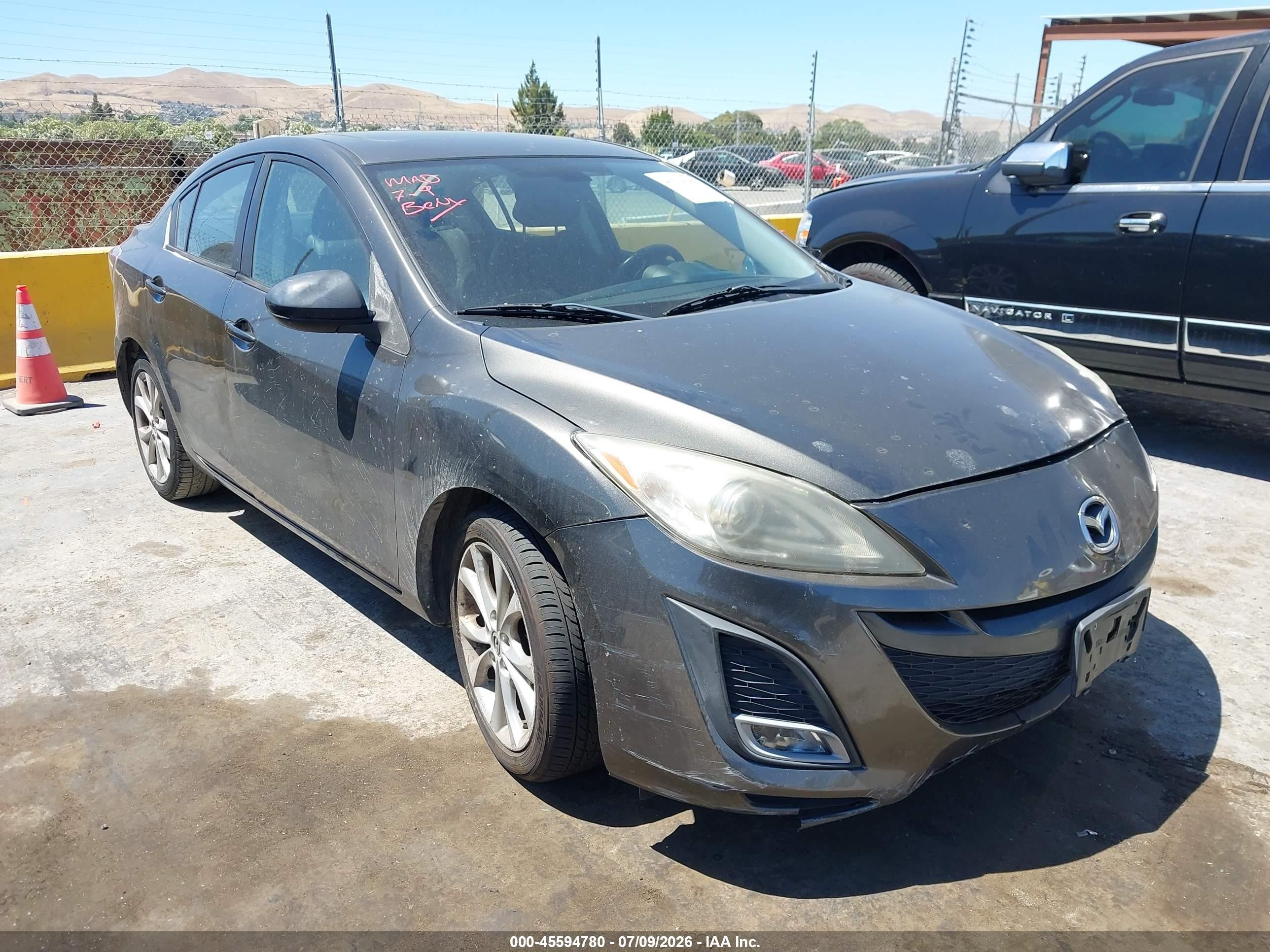 2010 Mazda Mazda3 S Grand Touring Brown vin: JM1BL1S67A1315686