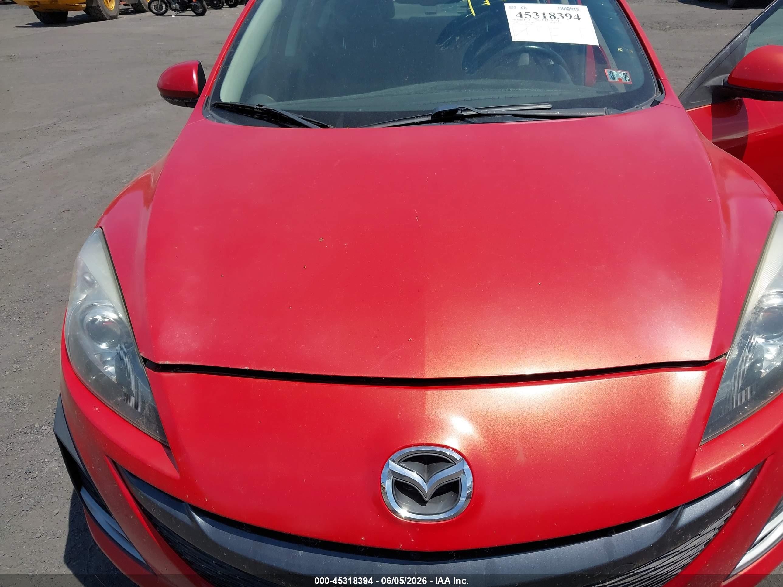 2010 Mazda Mazda3 S Grand Touring Red vin: JM1BL1S68A1260875