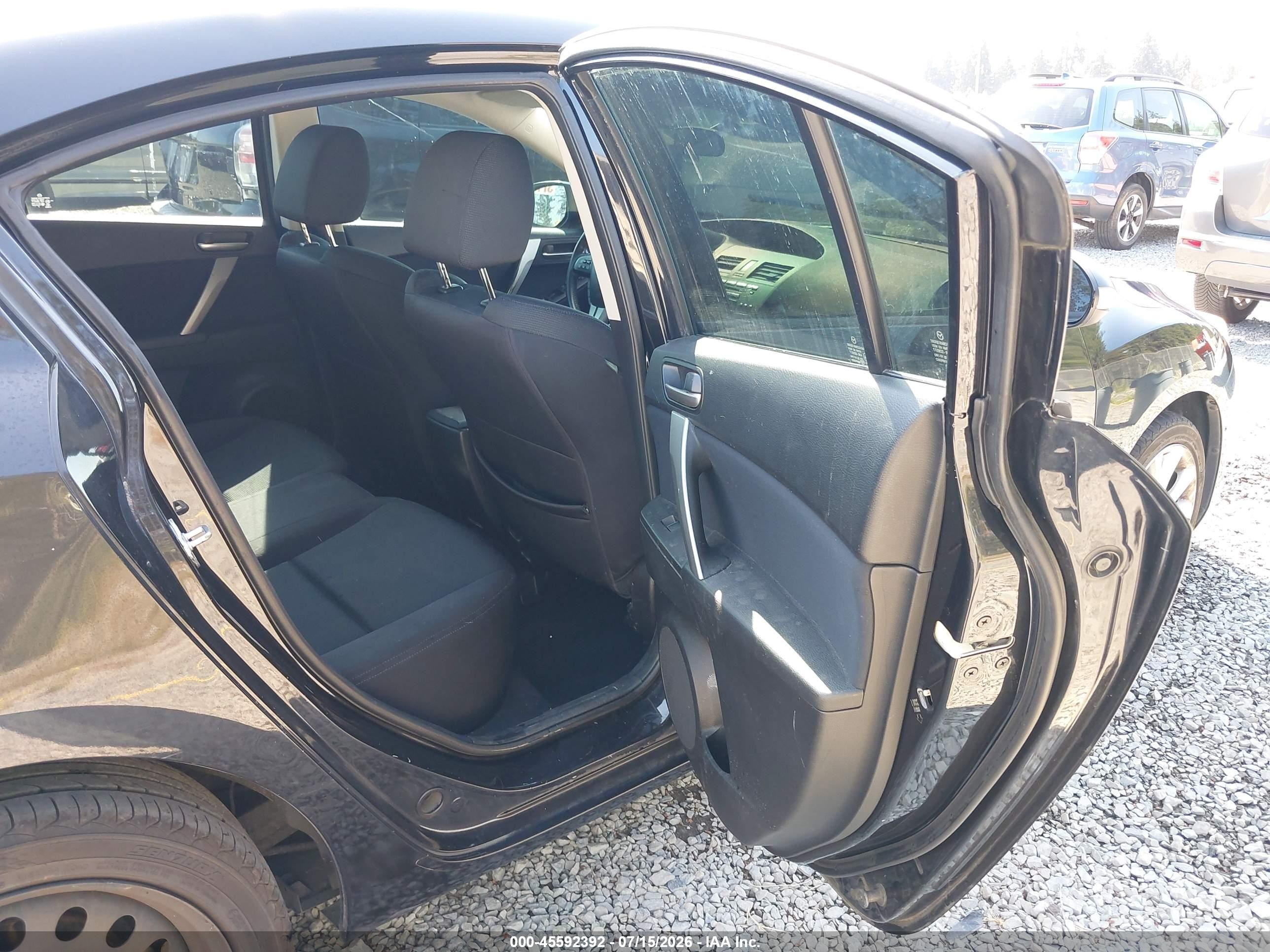 2010 Mazda Mazda3 S Sport Black vin: JM1BL1S69A1104196