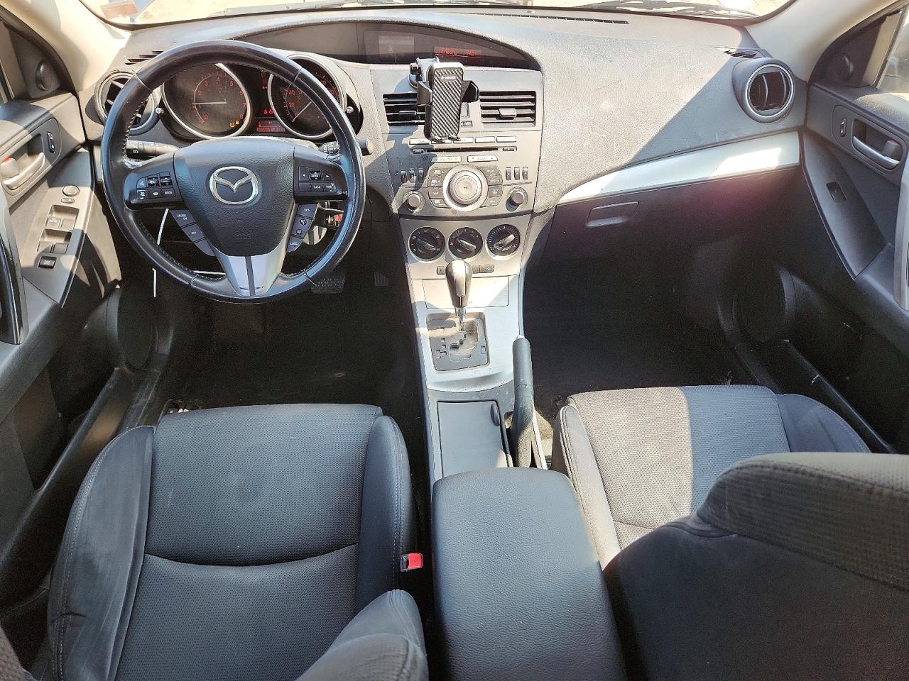 2010 Mazda 3 S Серебряный vin: JM1BL1S69A1108975