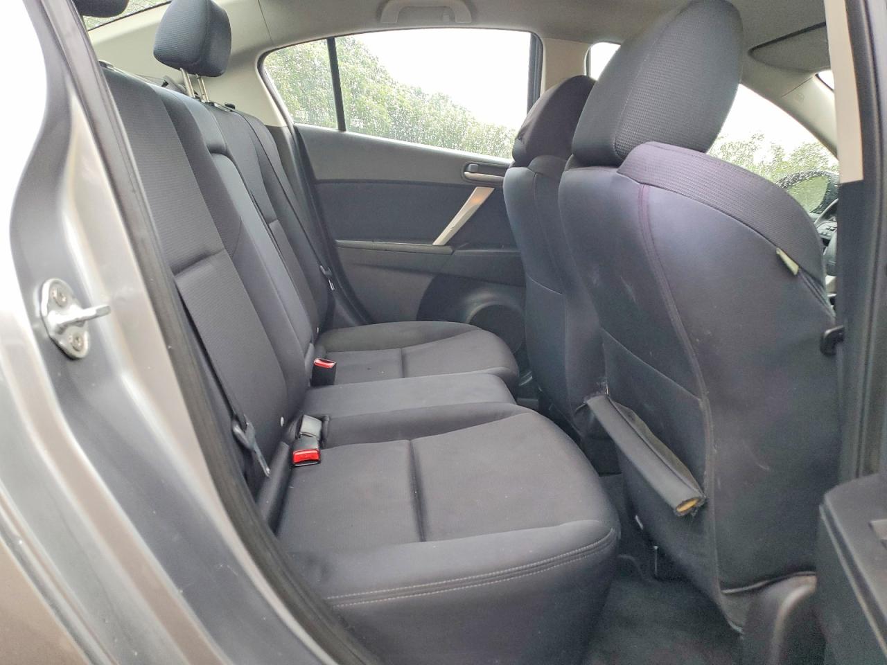 2010 Mazda 3 S Silver vin: JM1BL1S6XA1176914
