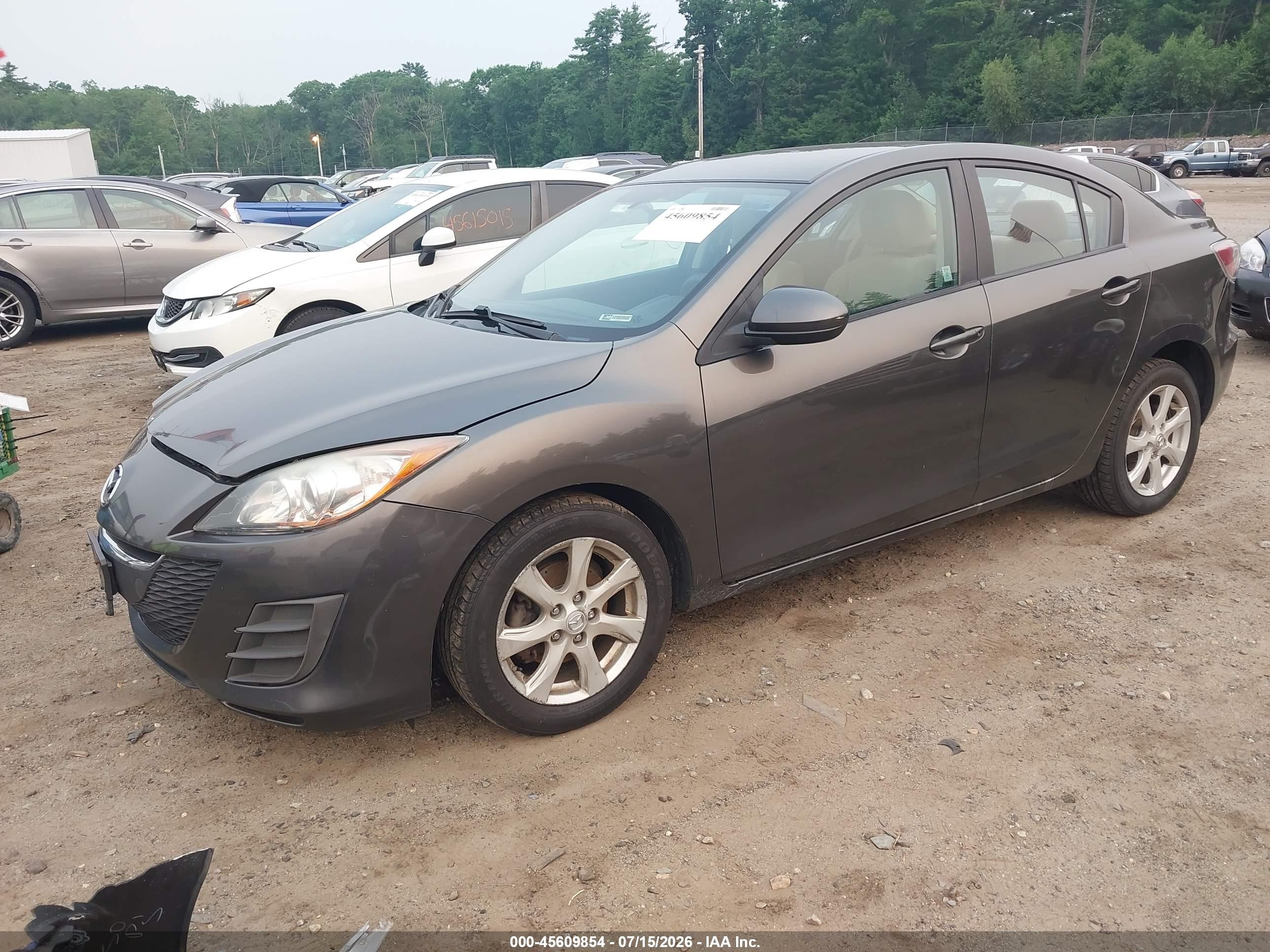 2010 Mazda Mazda3 I Touring Brown vin: JM1BL1SF0A1129035