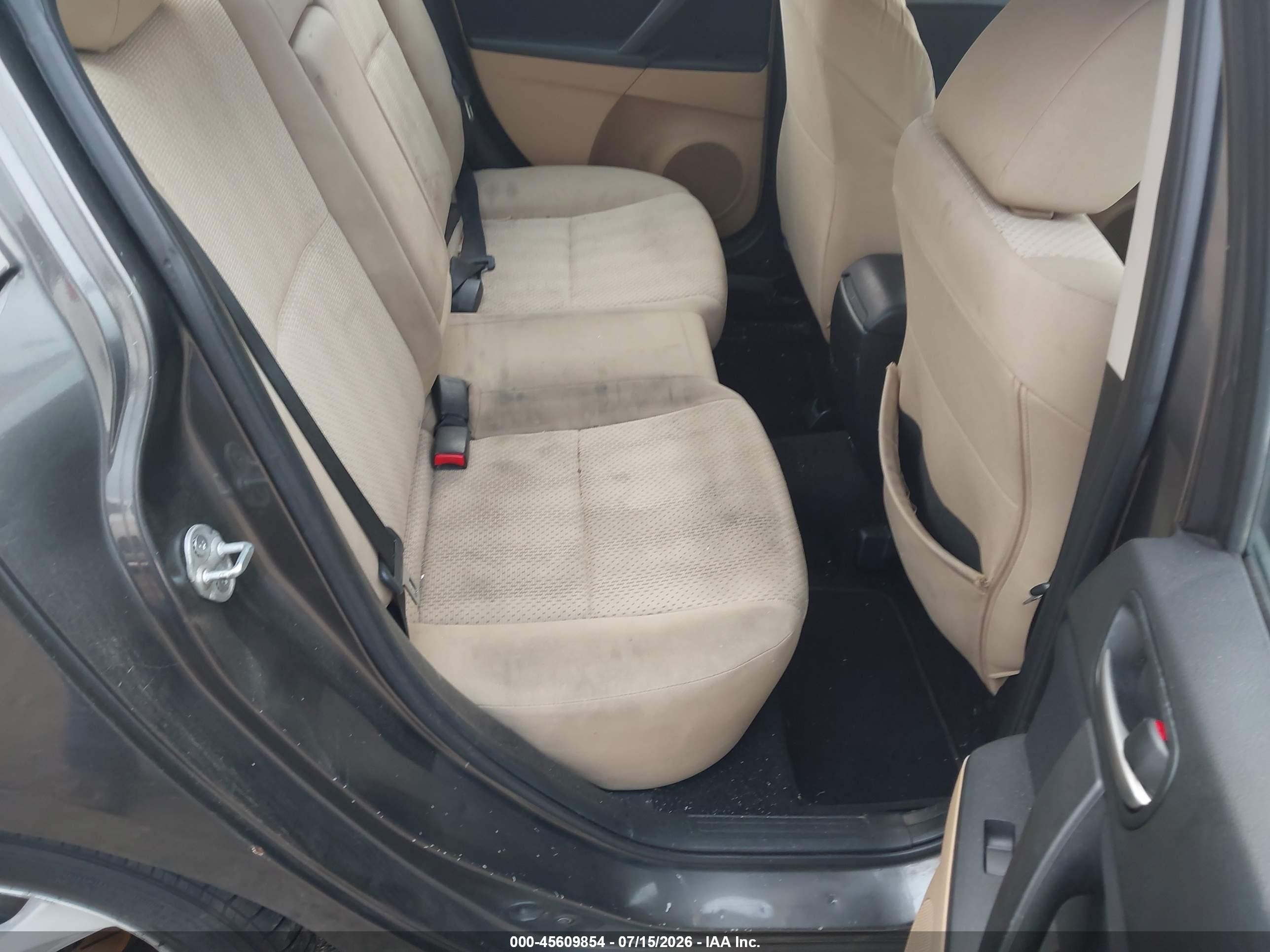 2010 Mazda Mazda3 I Touring Brown vin: JM1BL1SF0A1129035