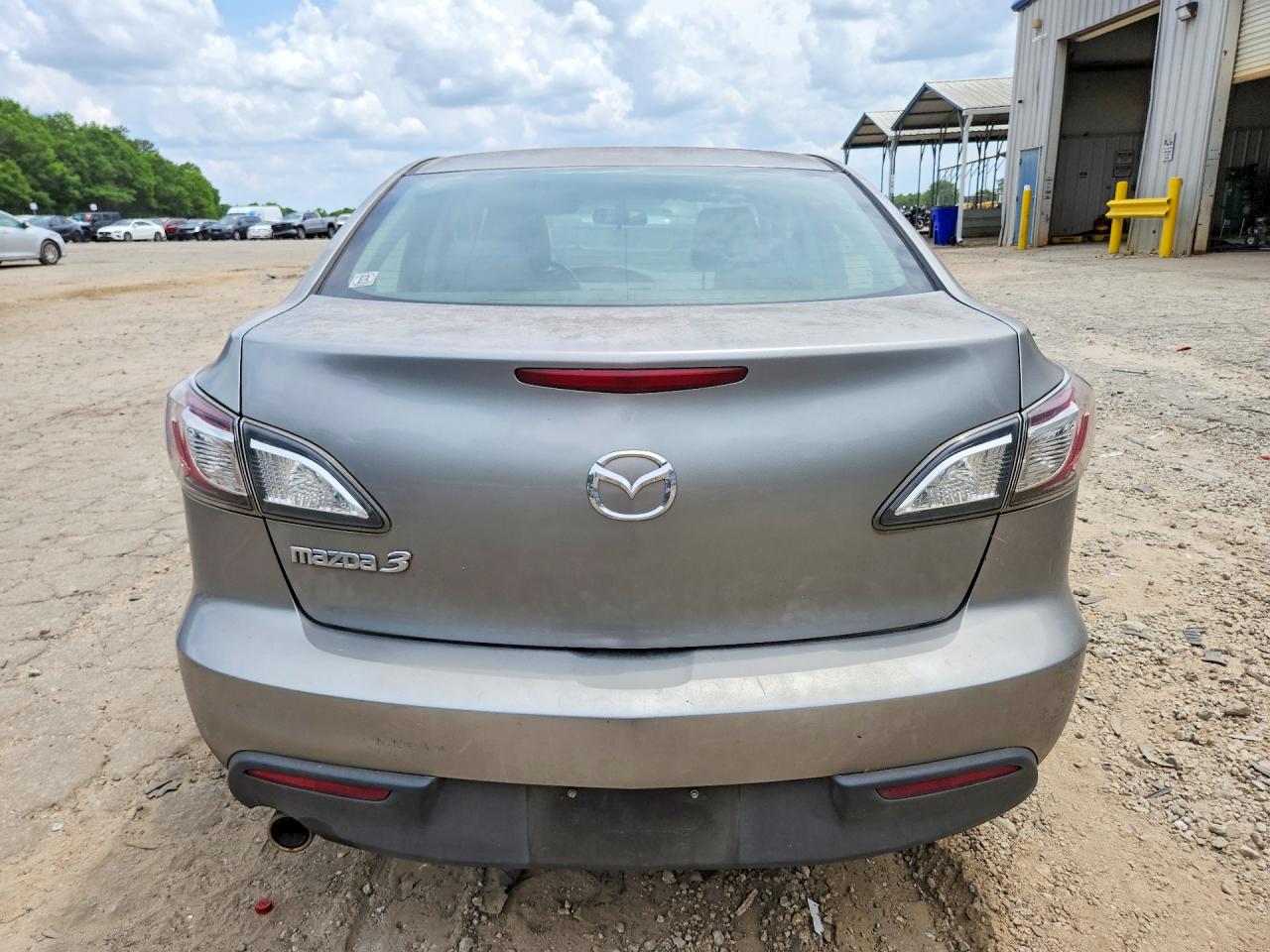 2010 Mazda 3 I Silver vin: JM1BL1SF0A1148622