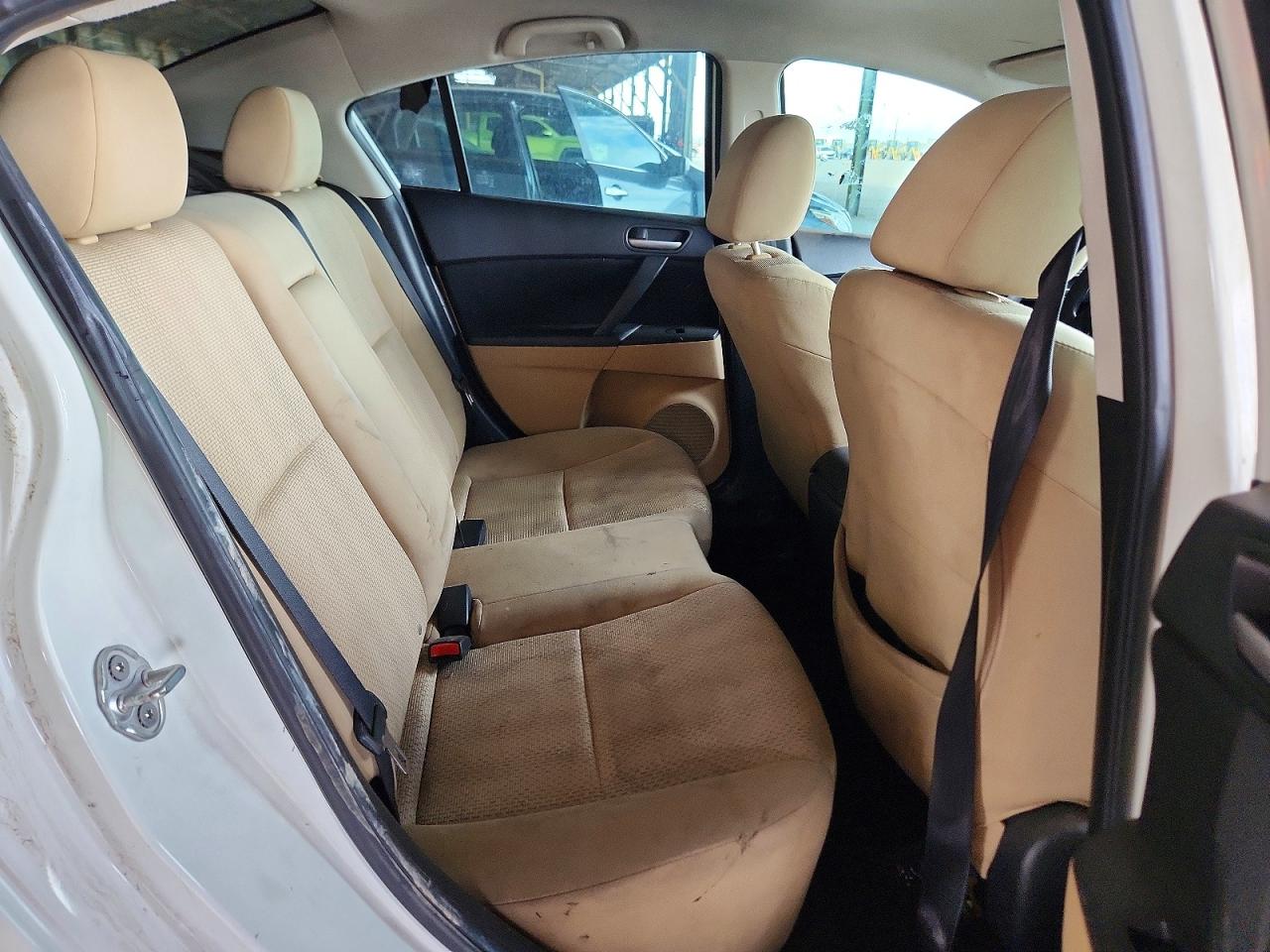 2010 Mazda 3 I Белый vin: JM1BL1SF0A1152492