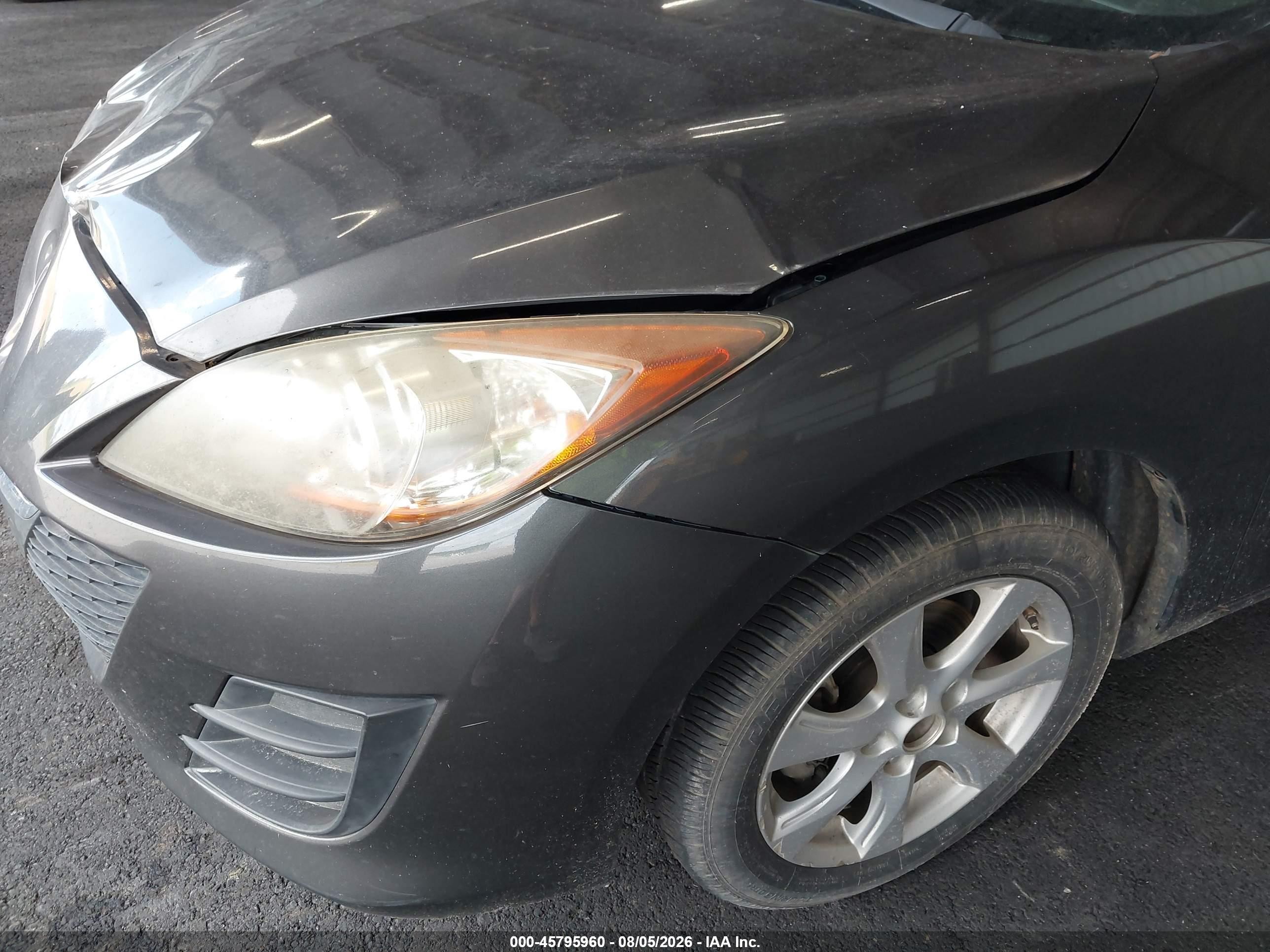 2010 Mazda Mazda3 I Touring Gray vin: JM1BL1SF0A1197402