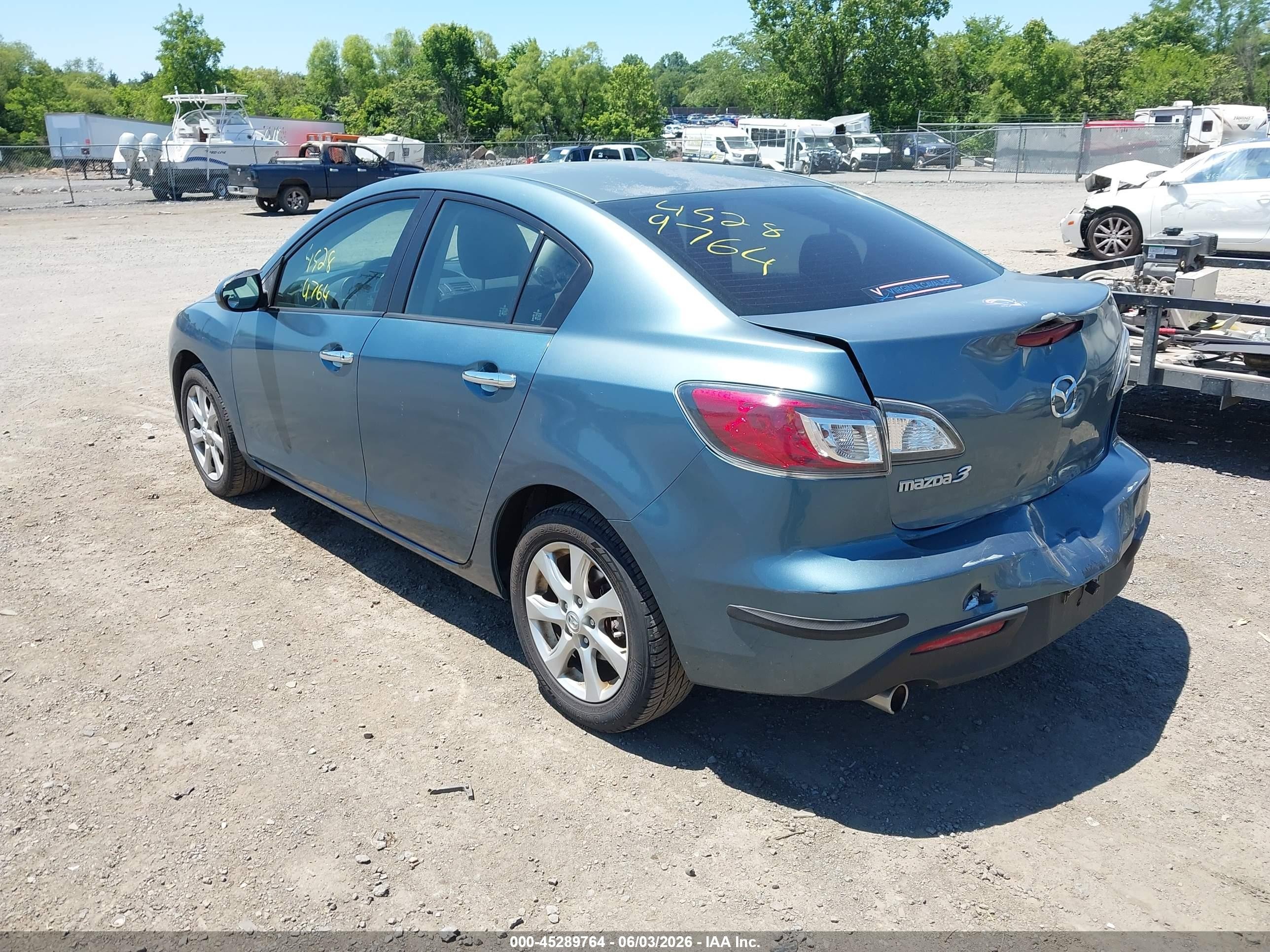 2010 Mazda Mazda3 I Touring Blue vin: JM1BL1SF0A1206115