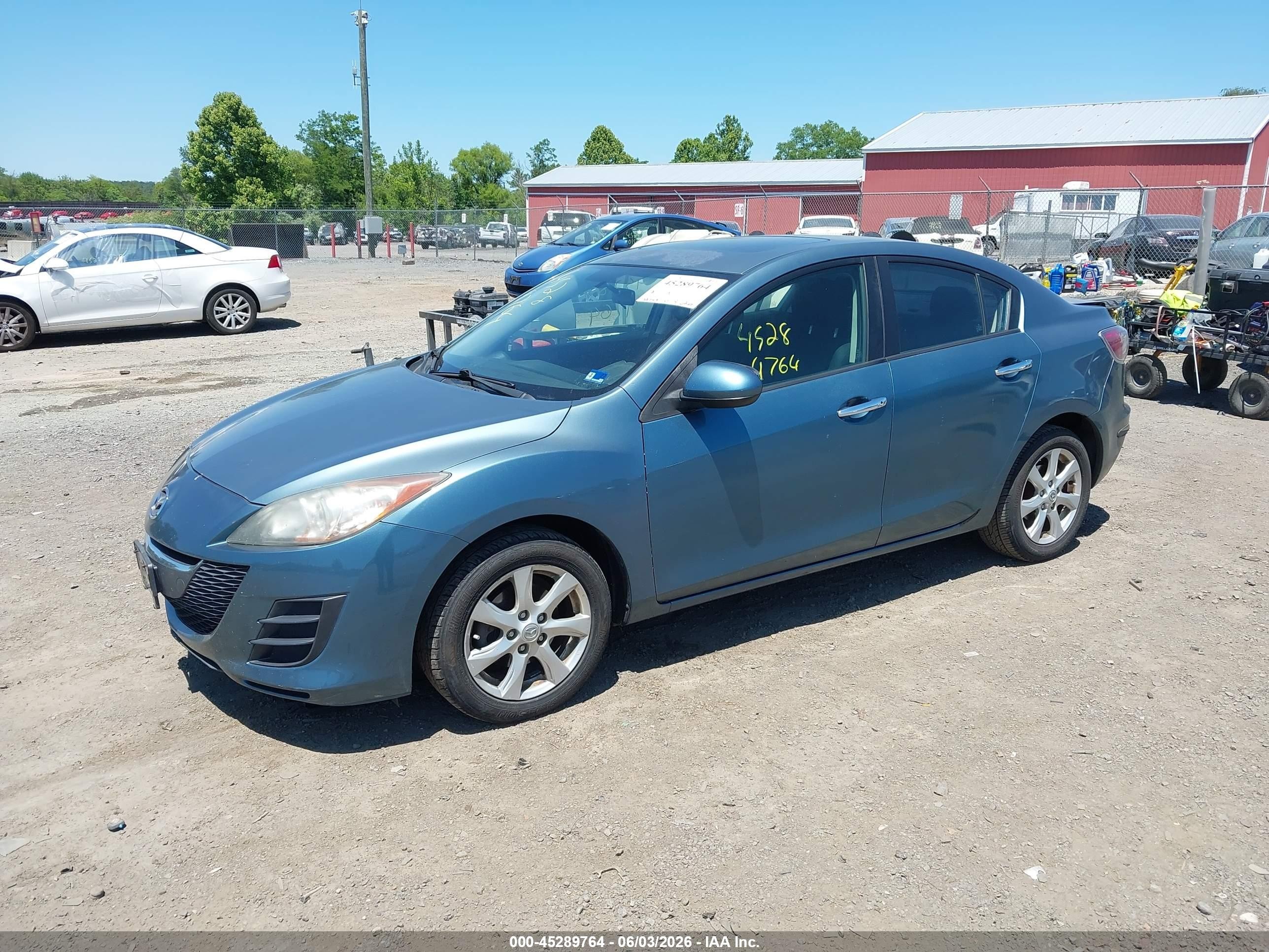 2010 Mazda Mazda3 I Touring Blue vin: JM1BL1SF0A1206115