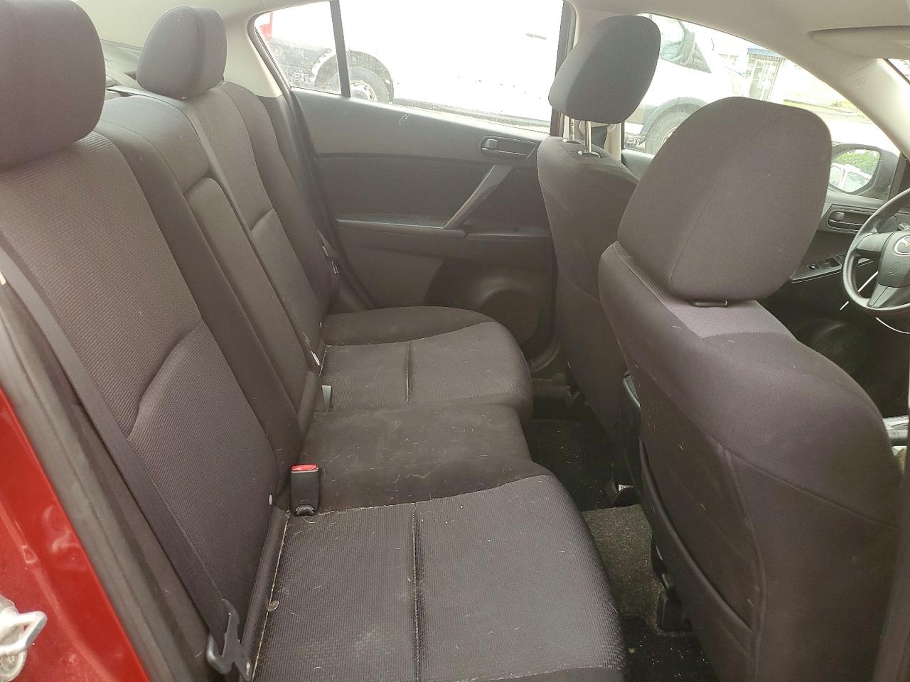 2010 Mazda 3 I Red vin: JM1BL1SF0A1207572