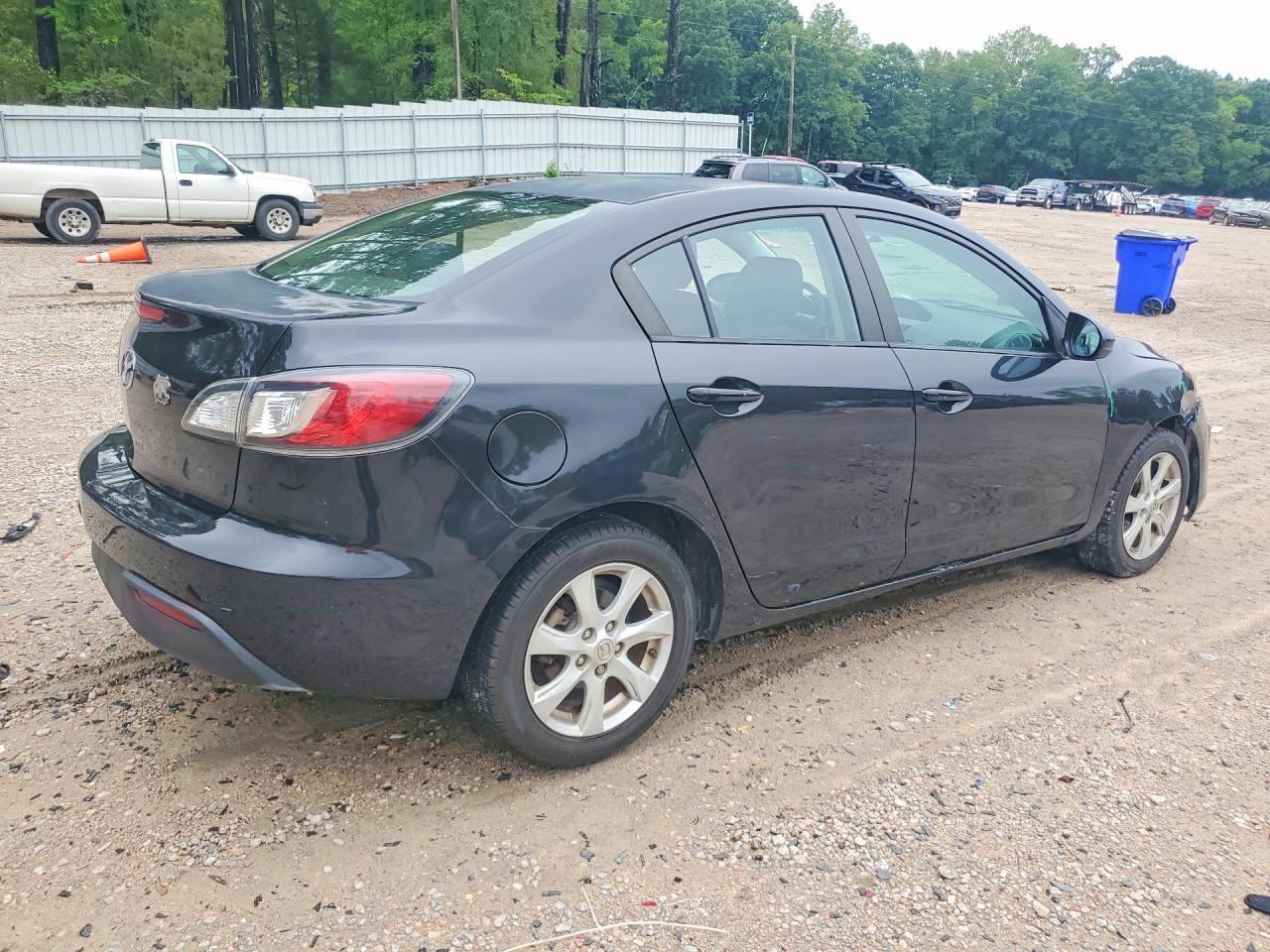 2010 Mazda 3 I Черный vin: JM1BL1SF0A1279467