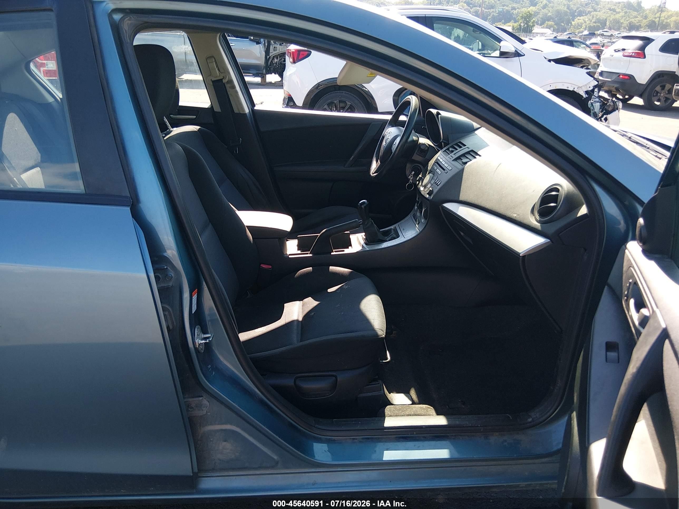 2010 Mazda Mazda3 I Touring Light Blue vin: JM1BL1SF0A1295233