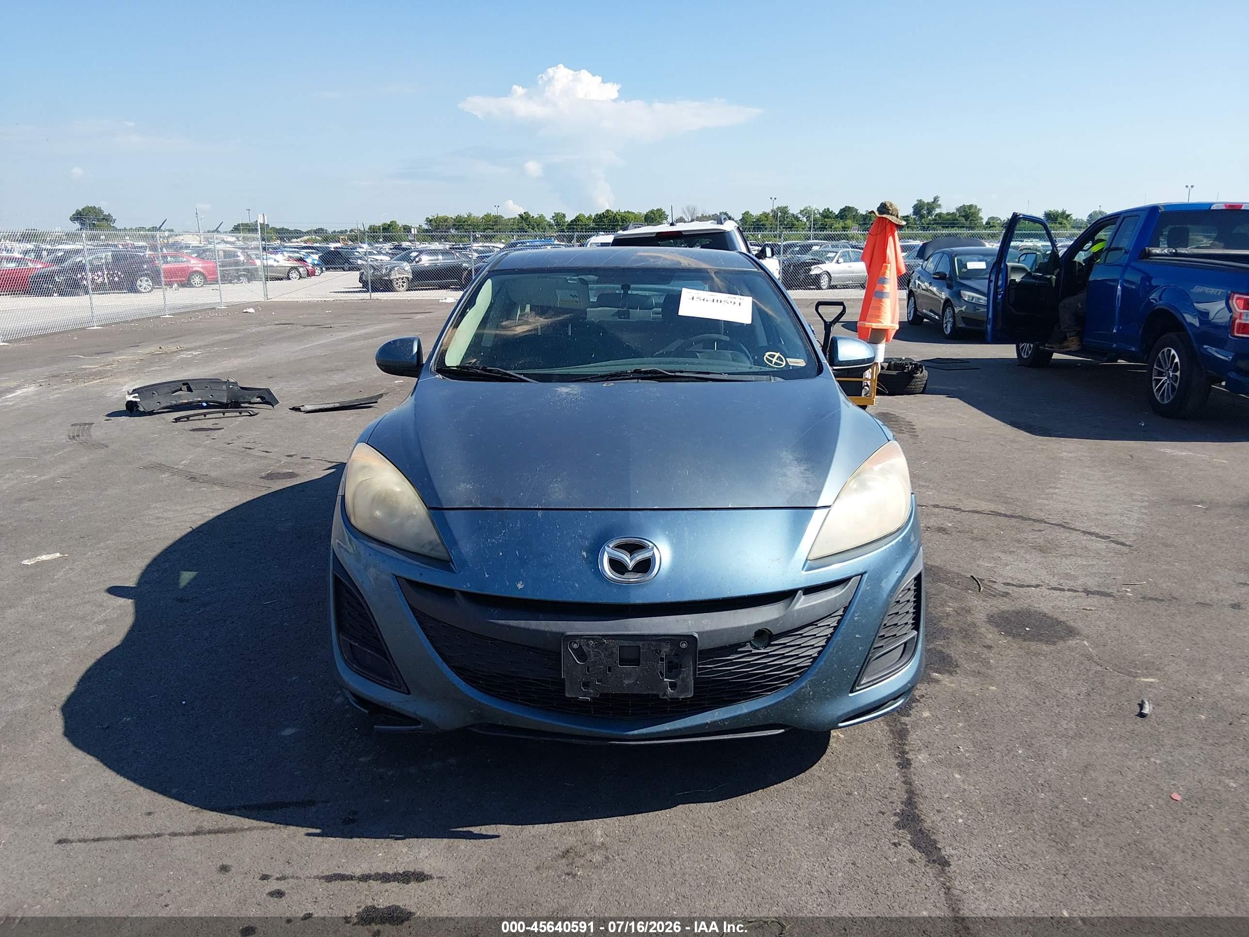 2010 Mazda Mazda3 I Touring Light Blue vin: JM1BL1SF0A1295233