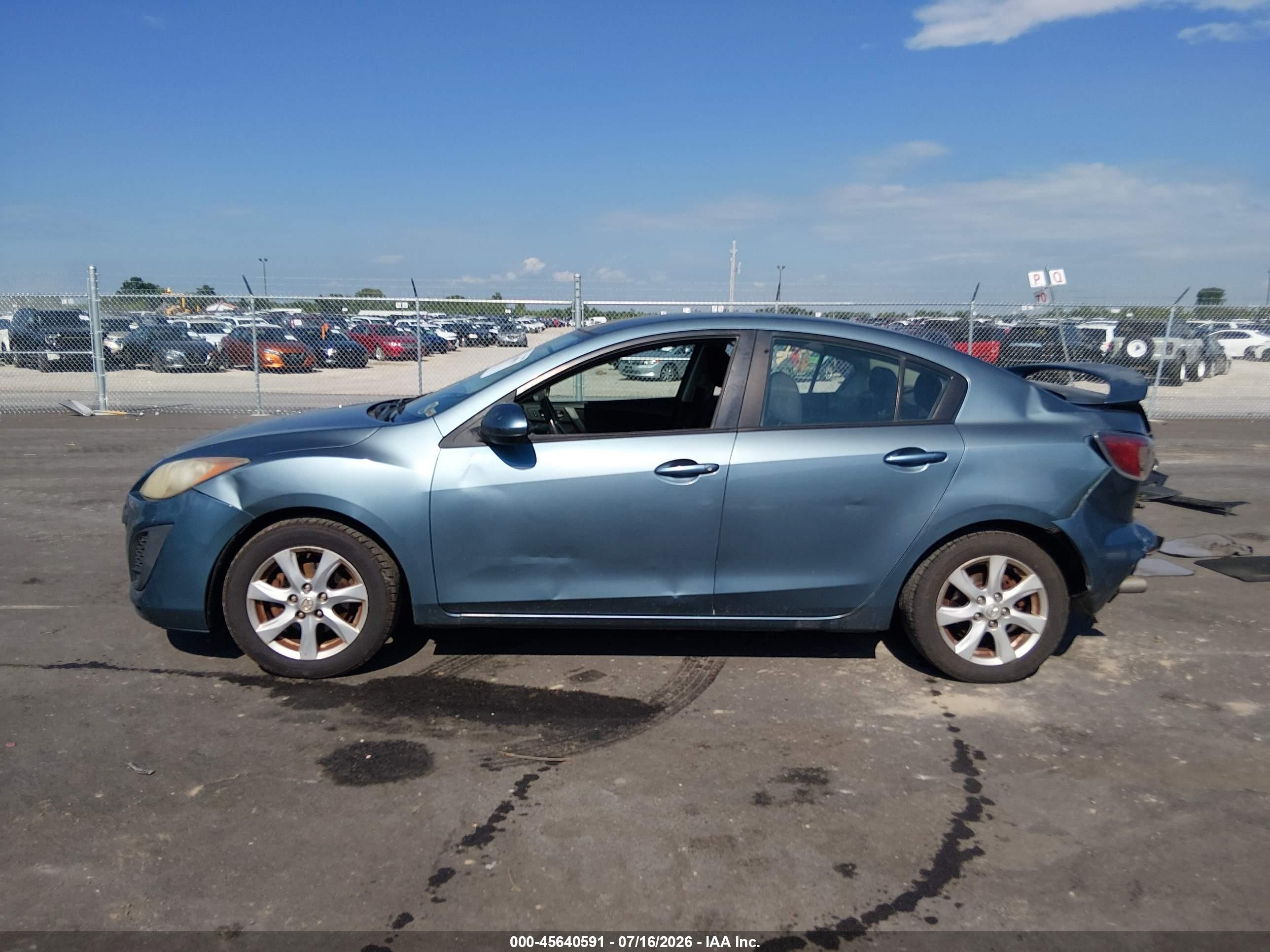 2010 Mazda Mazda3 I Touring Light Blue vin: JM1BL1SF0A1295233