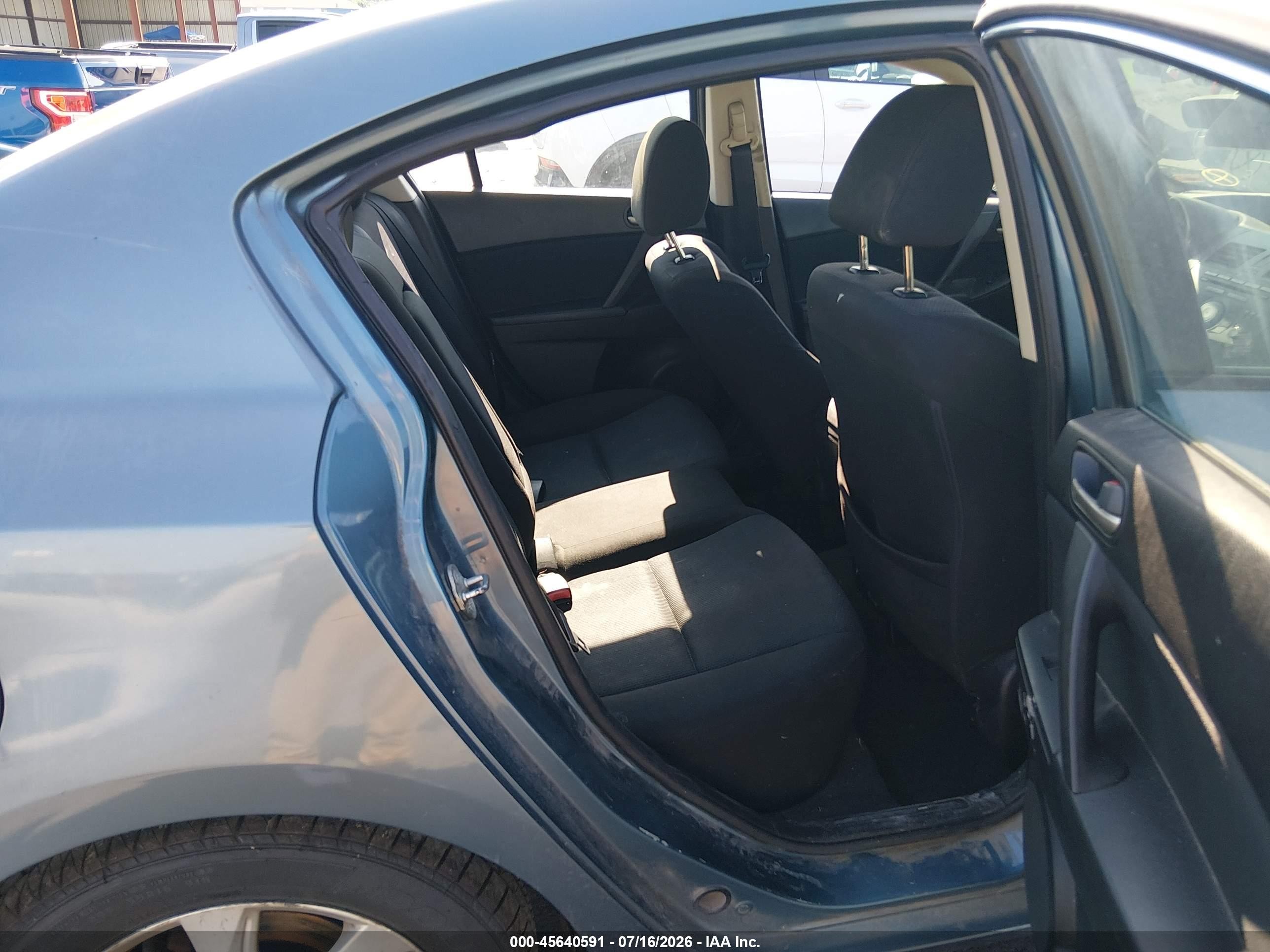 2010 Mazda Mazda3 I Touring Light Blue vin: JM1BL1SF0A1295233
