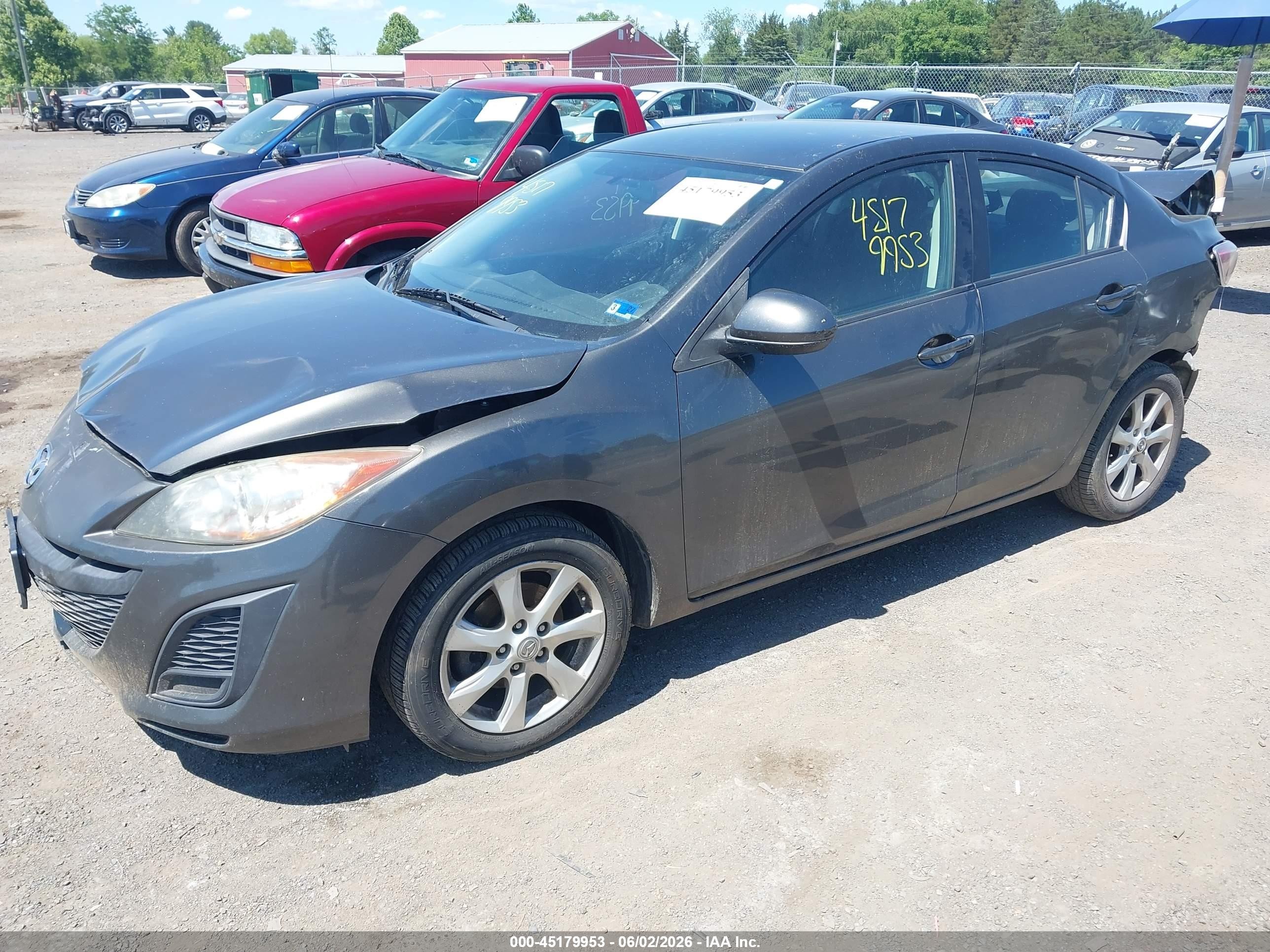 2010 Mazda Mazda3 I Touring Gray vin: JM1BL1SF0A1344396