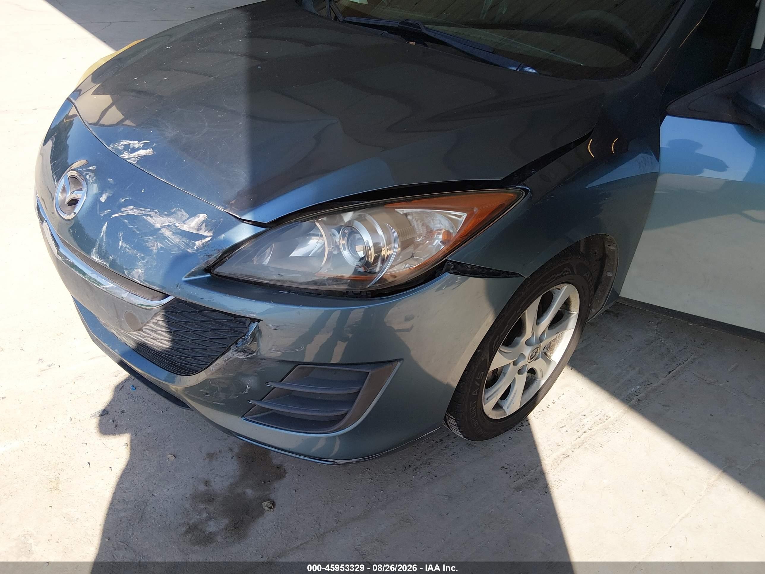 2010 Mazda Mazda3 I Touring Blue vin: JM1BL1SF1A1178518