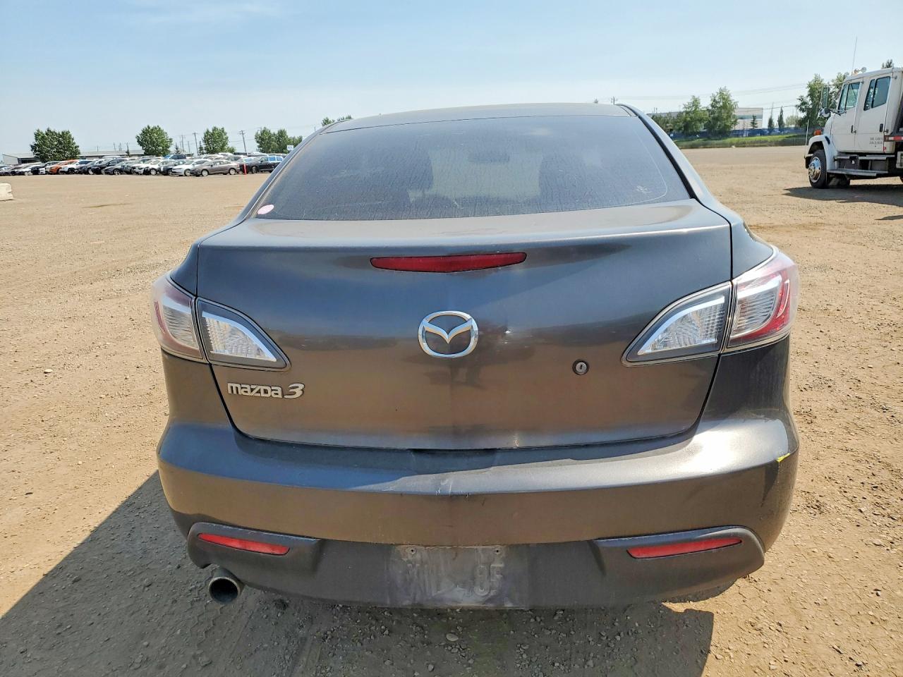 2010 Mazda 3 I Серый vin: JM1BL1SF1A1261060