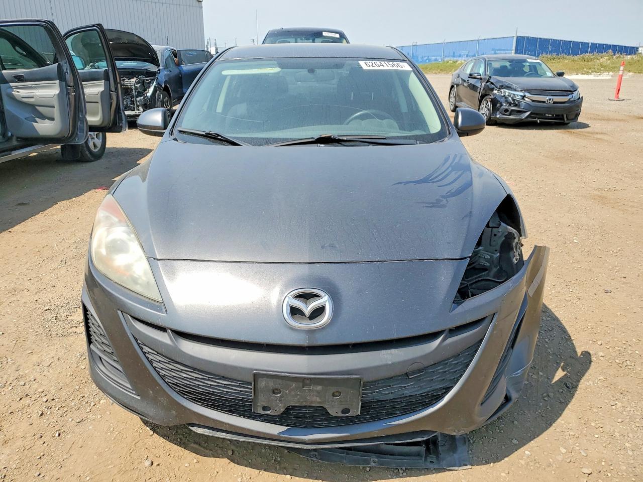 2010 Mazda 3 I Серый vin: JM1BL1SF1A1261060