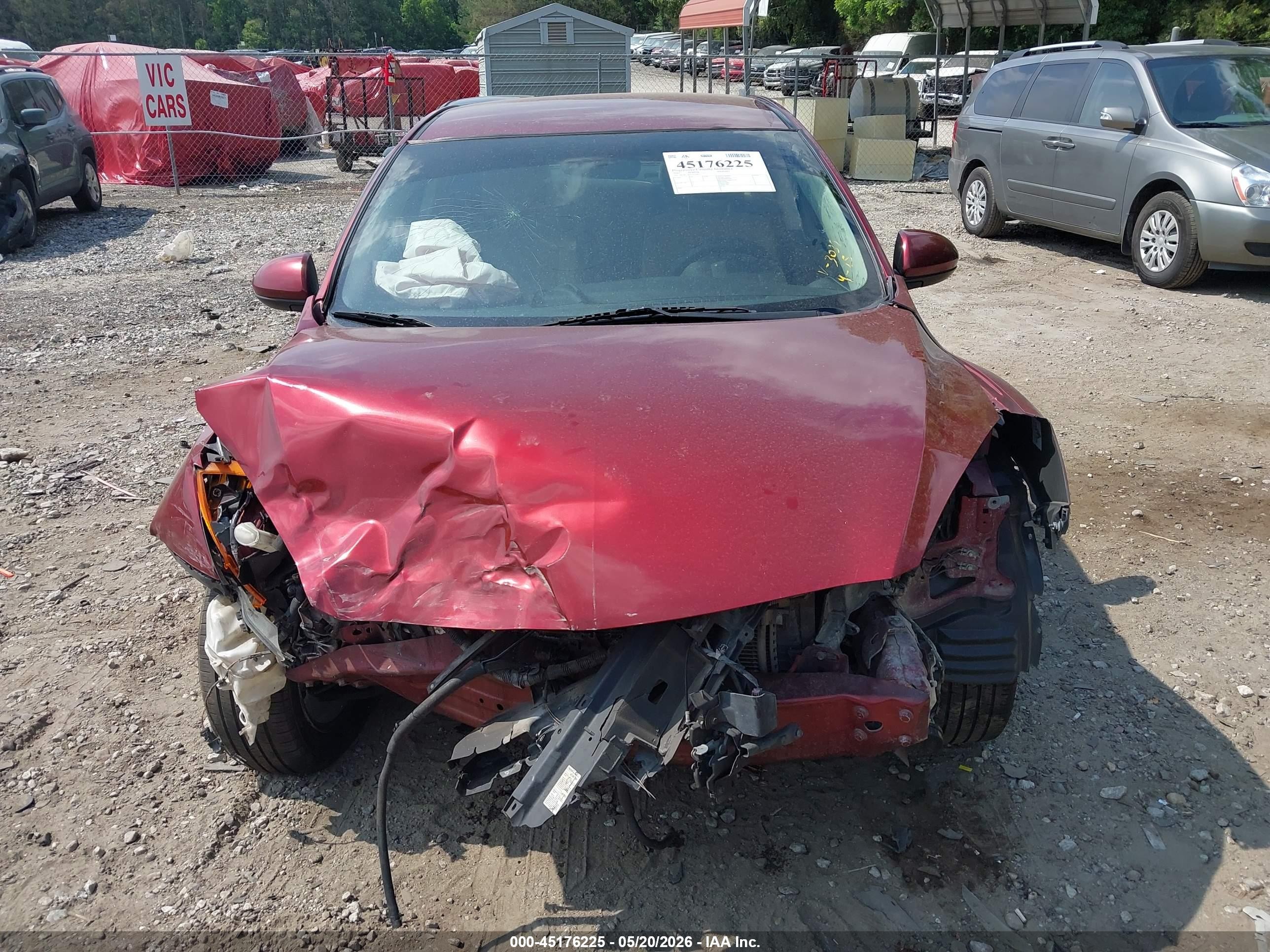 2010 Mazda Mazda3   Red vin: JM1BL1SF1A1273032