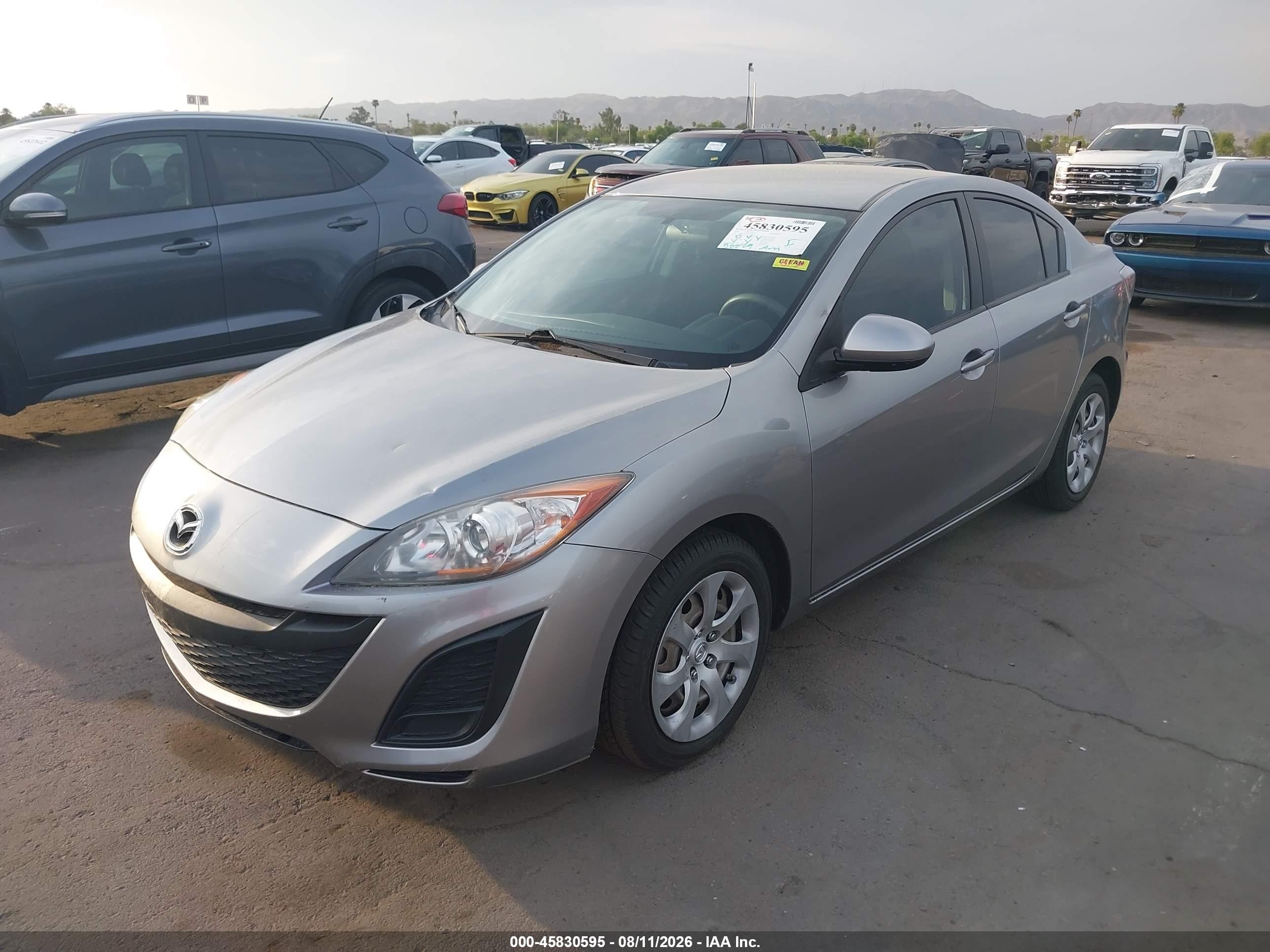 2010 Mazda Mazda3 I Sport Silver vin: JM1BL1SF1A1327462