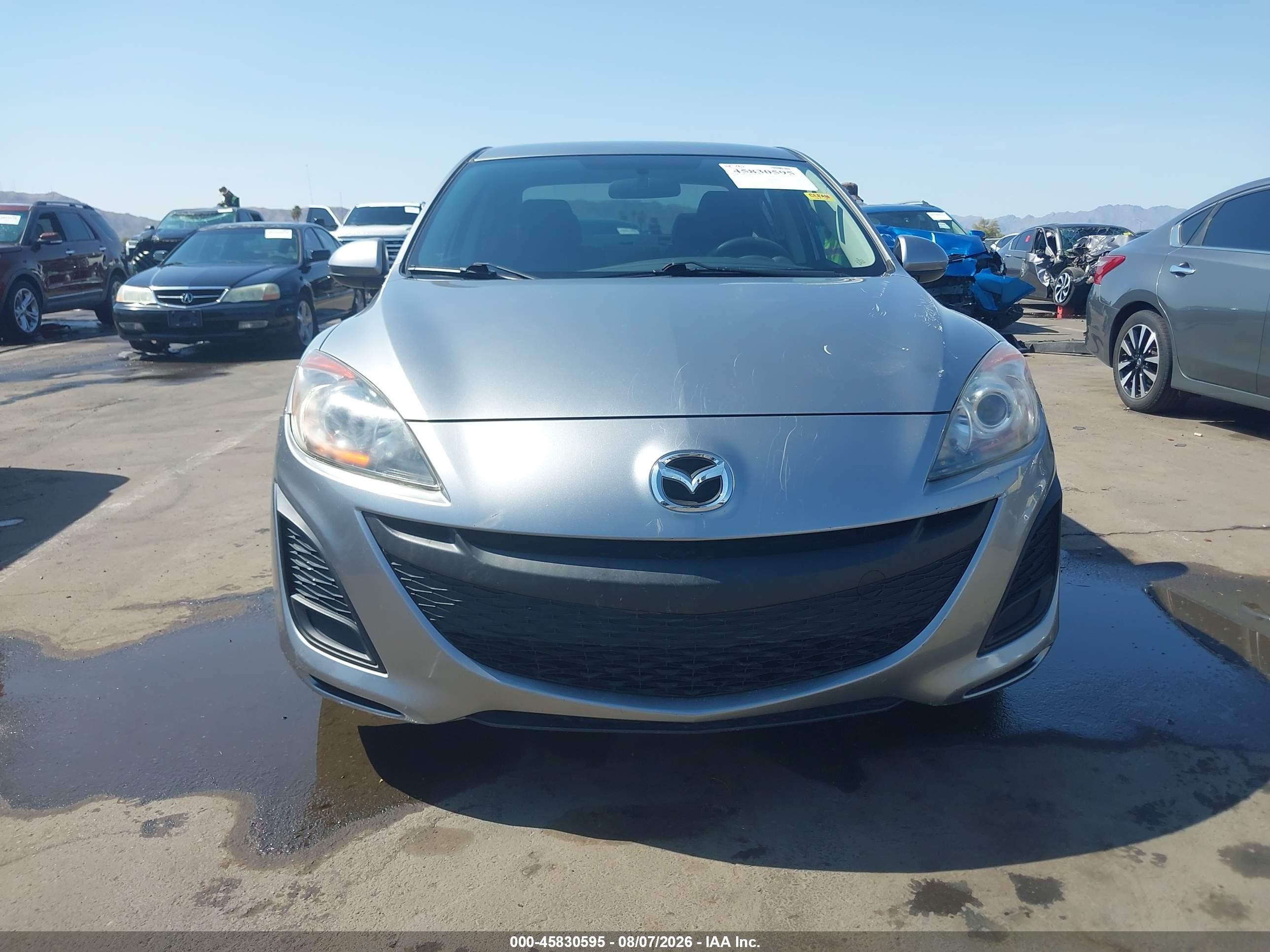 2010 Mazda Mazda3 I Sport Silver vin: JM1BL1SF1A1327462