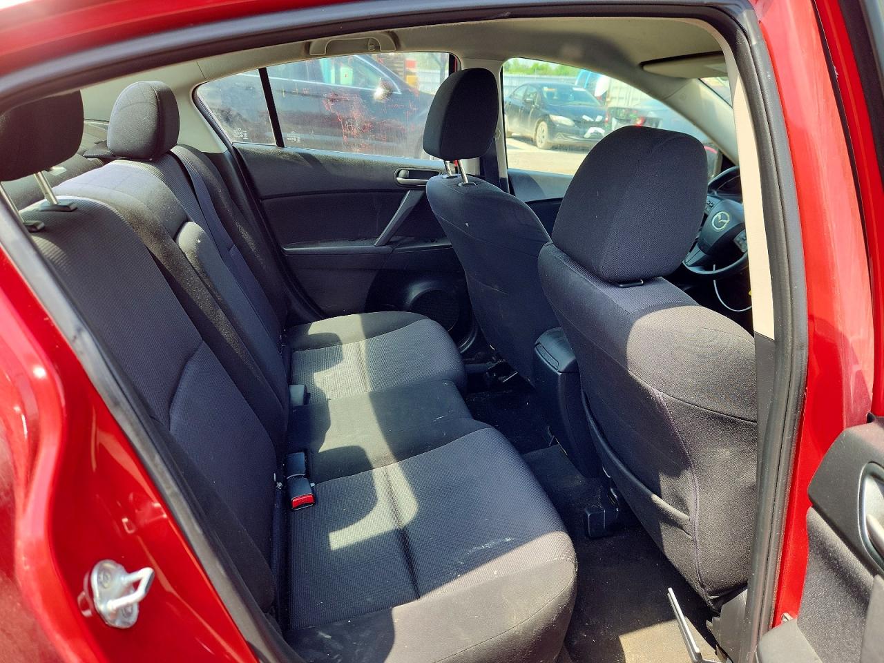 2010 Mazda 3 I Red vin: JM1BL1SF2A1172453