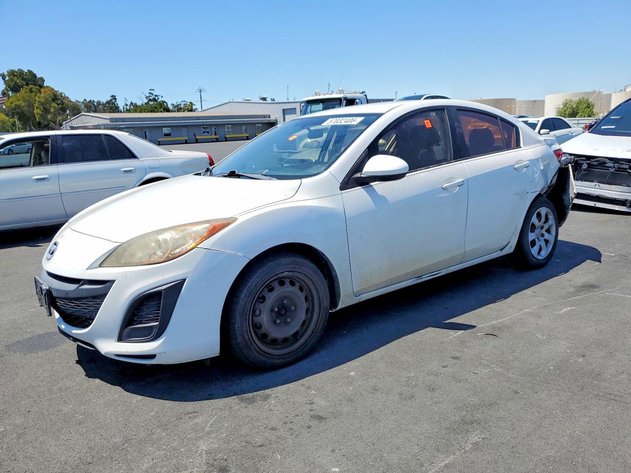 2010 Mazda 3 I Белый vin: JM1BL1SF2A1271175