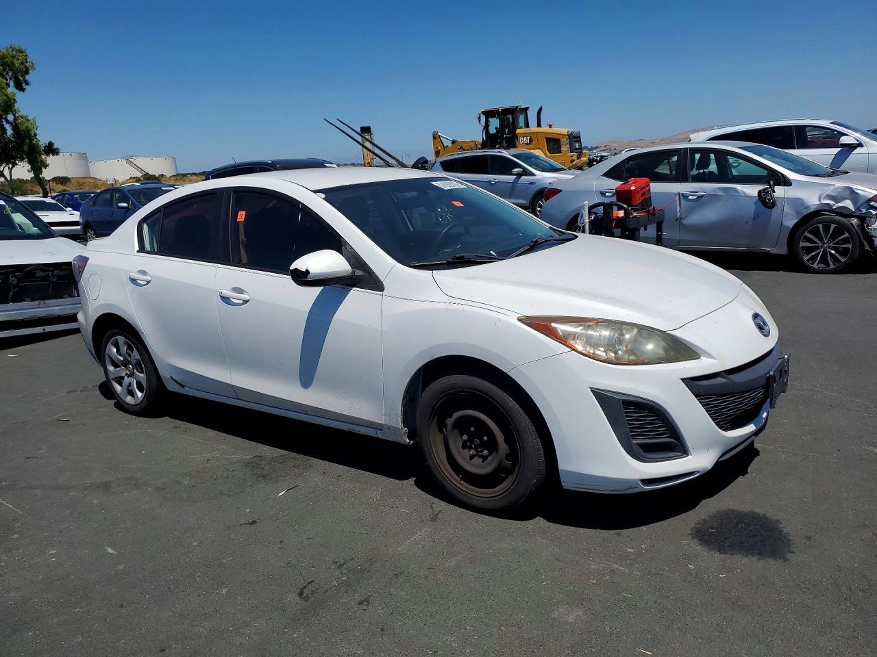 2010 Mazda 3 I Белый vin: JM1BL1SF2A1271175