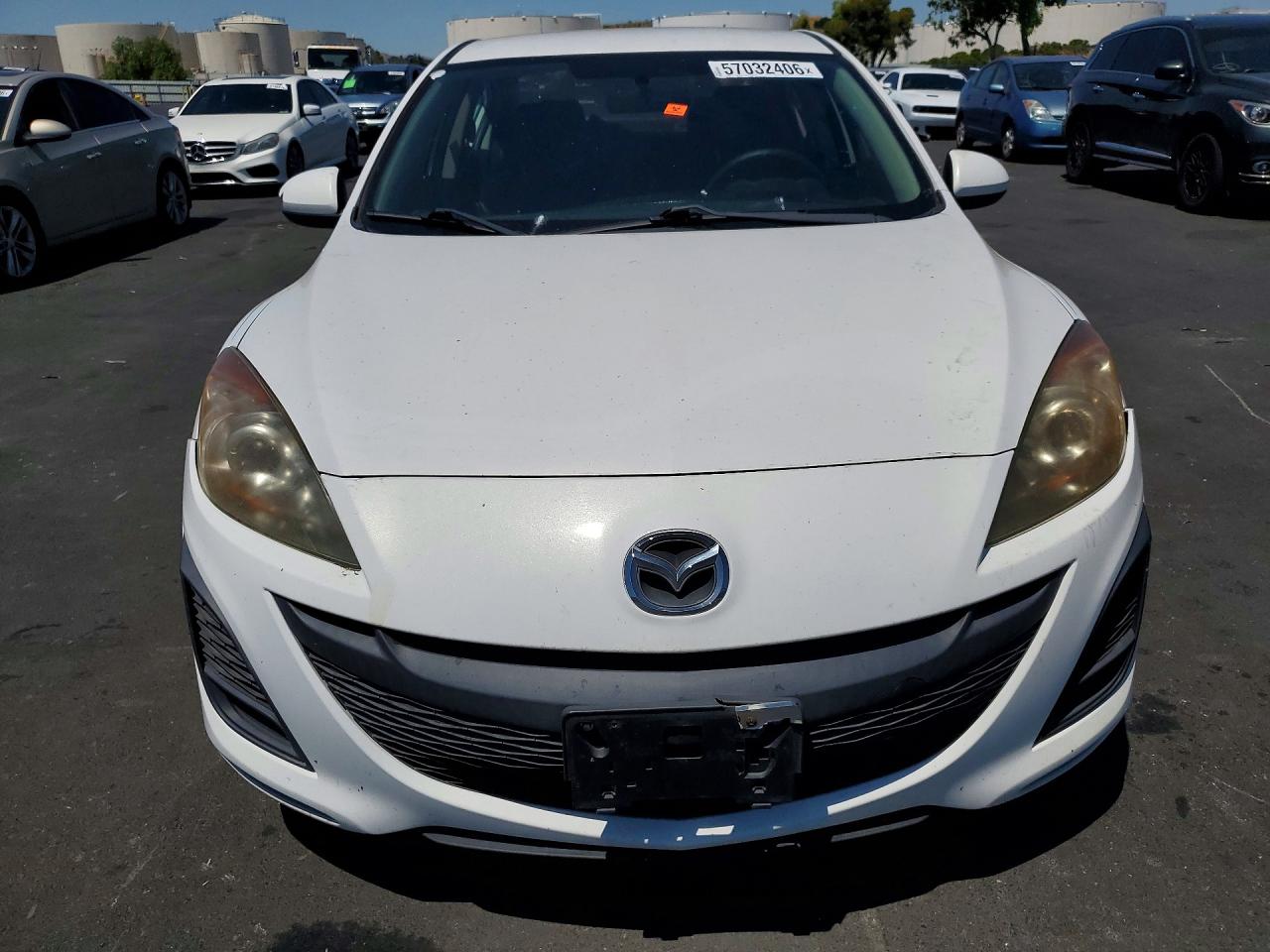 2010 Mazda 3 I Белый vin: JM1BL1SF2A1271175
