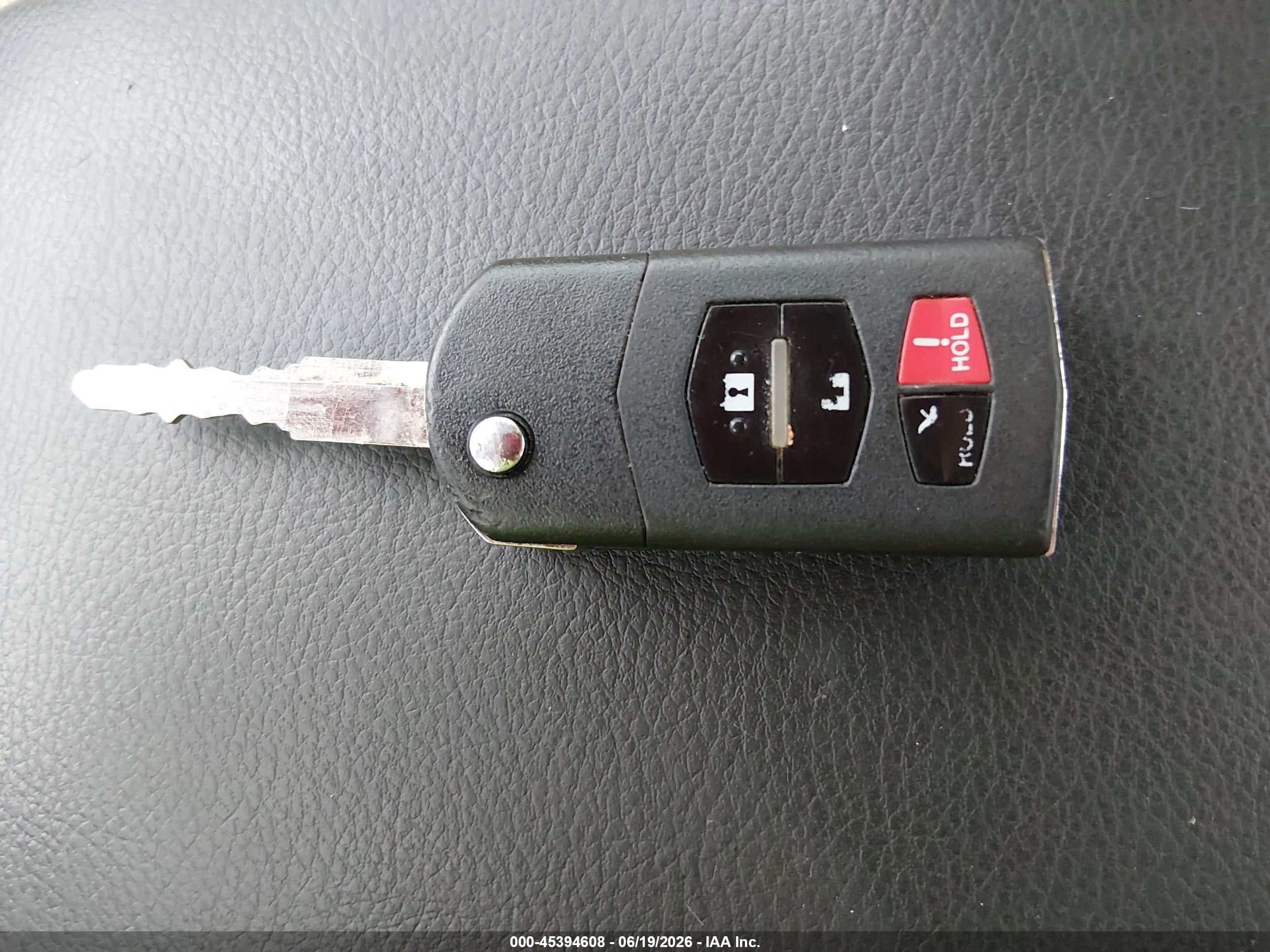 2010 Mazda Mazda3 I Touring Red vin: JM1BL1SF2A1291409