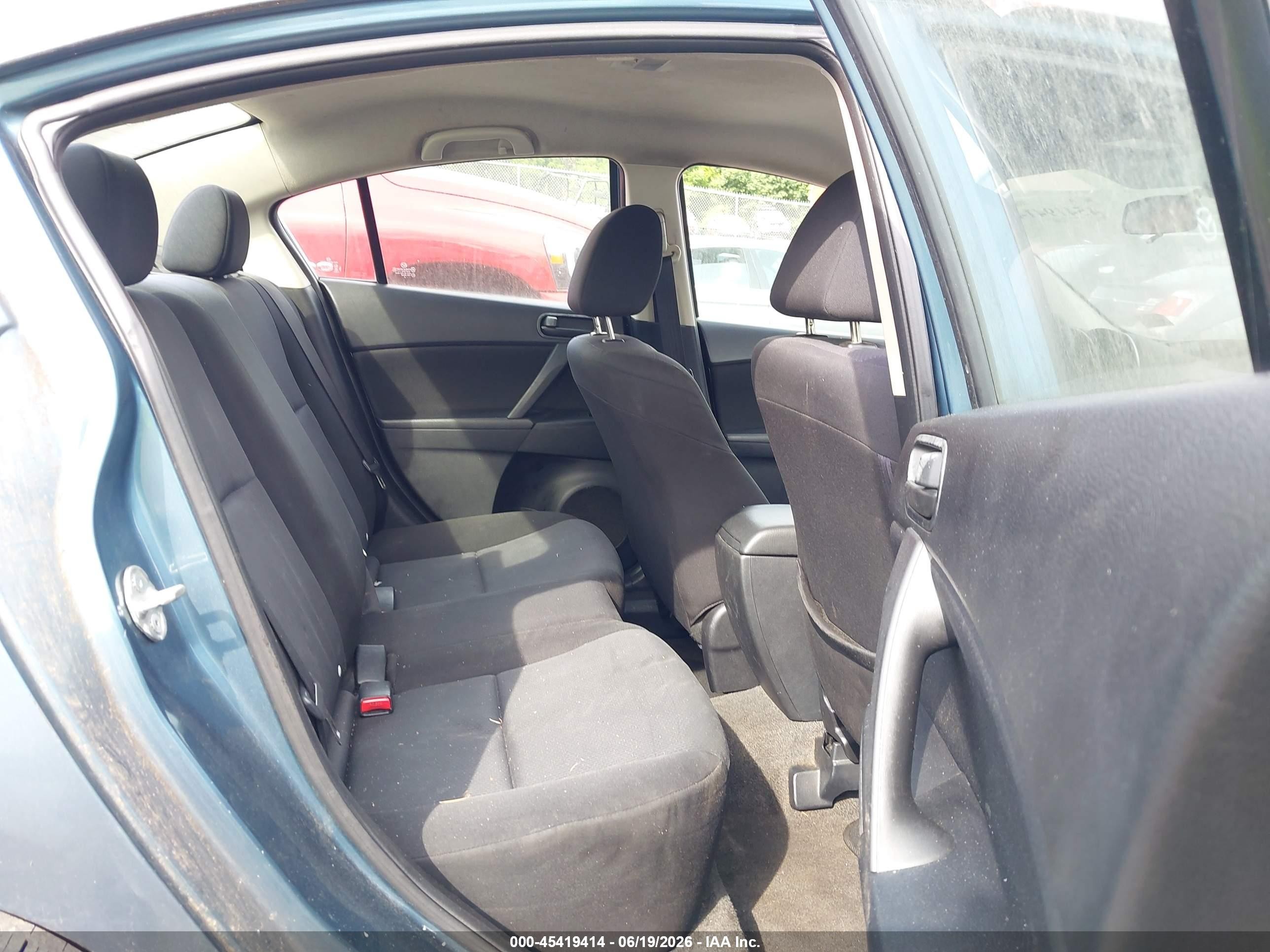 2010 Mazda Mazda3 I Sport Blue vin: JM1BL1SF2A1305759