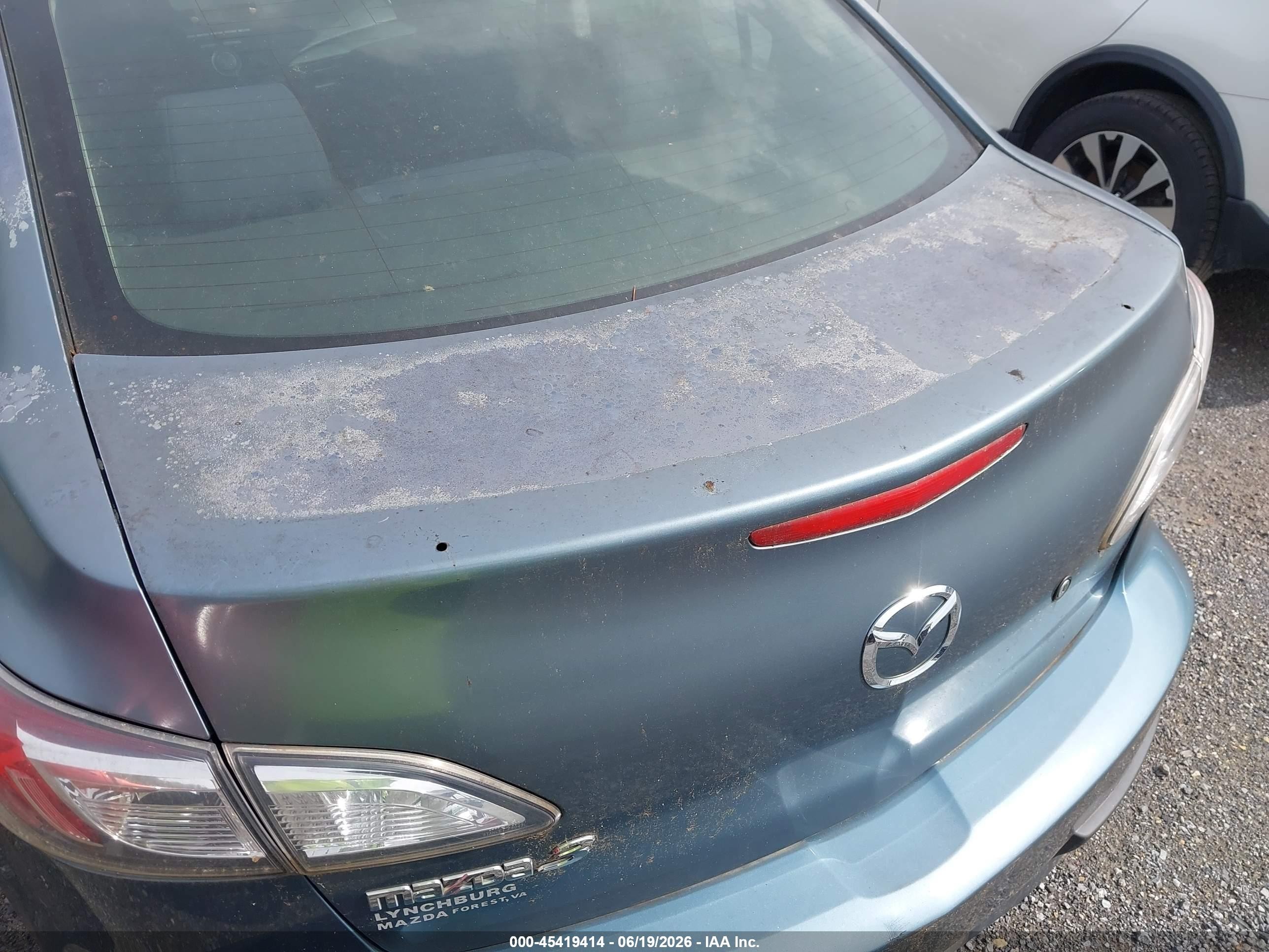 2010 Mazda Mazda3 I Sport Blue vin: JM1BL1SF2A1305759