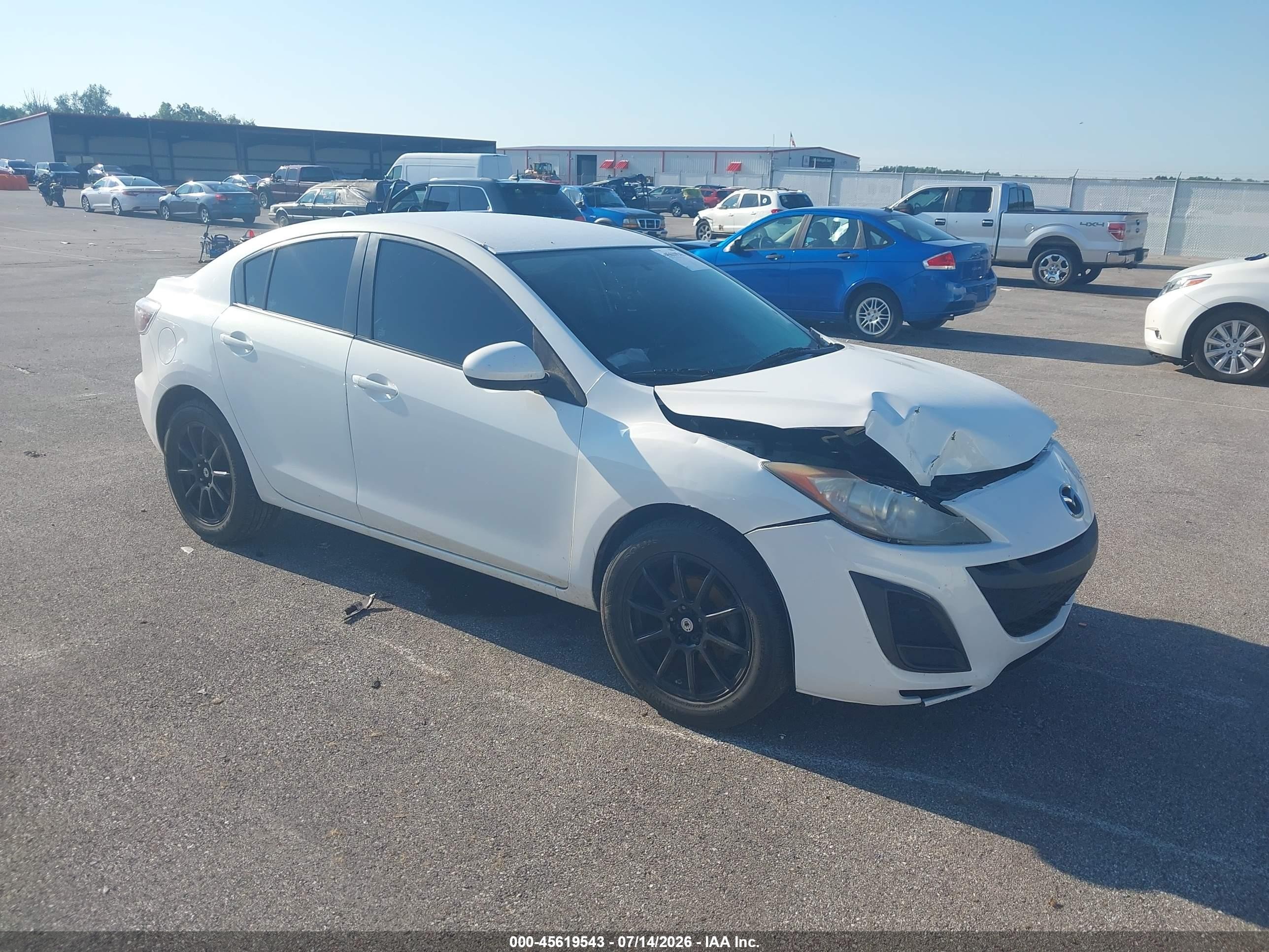 2010 Mazda Mazda3 I Touring White vin: JM1BL1SF2A1336607