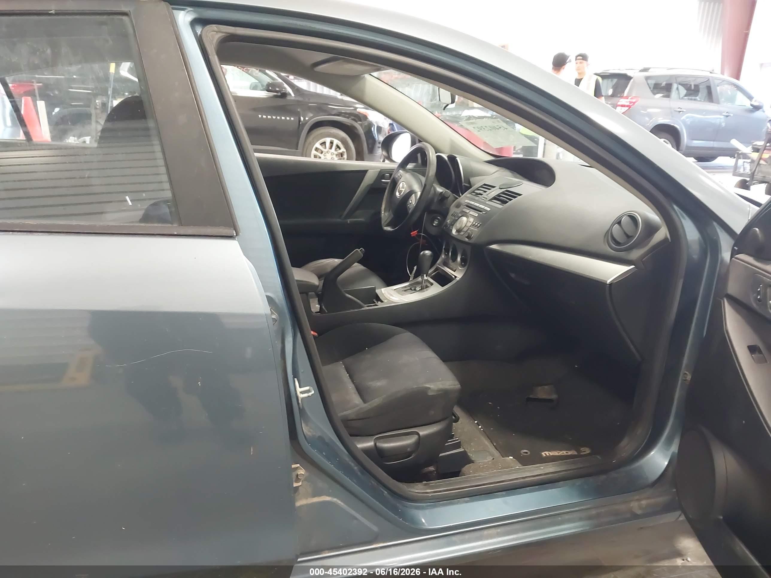 2010 Mazda Mazda3 I Touring Teal vin: JM1BL1SF3A1239724