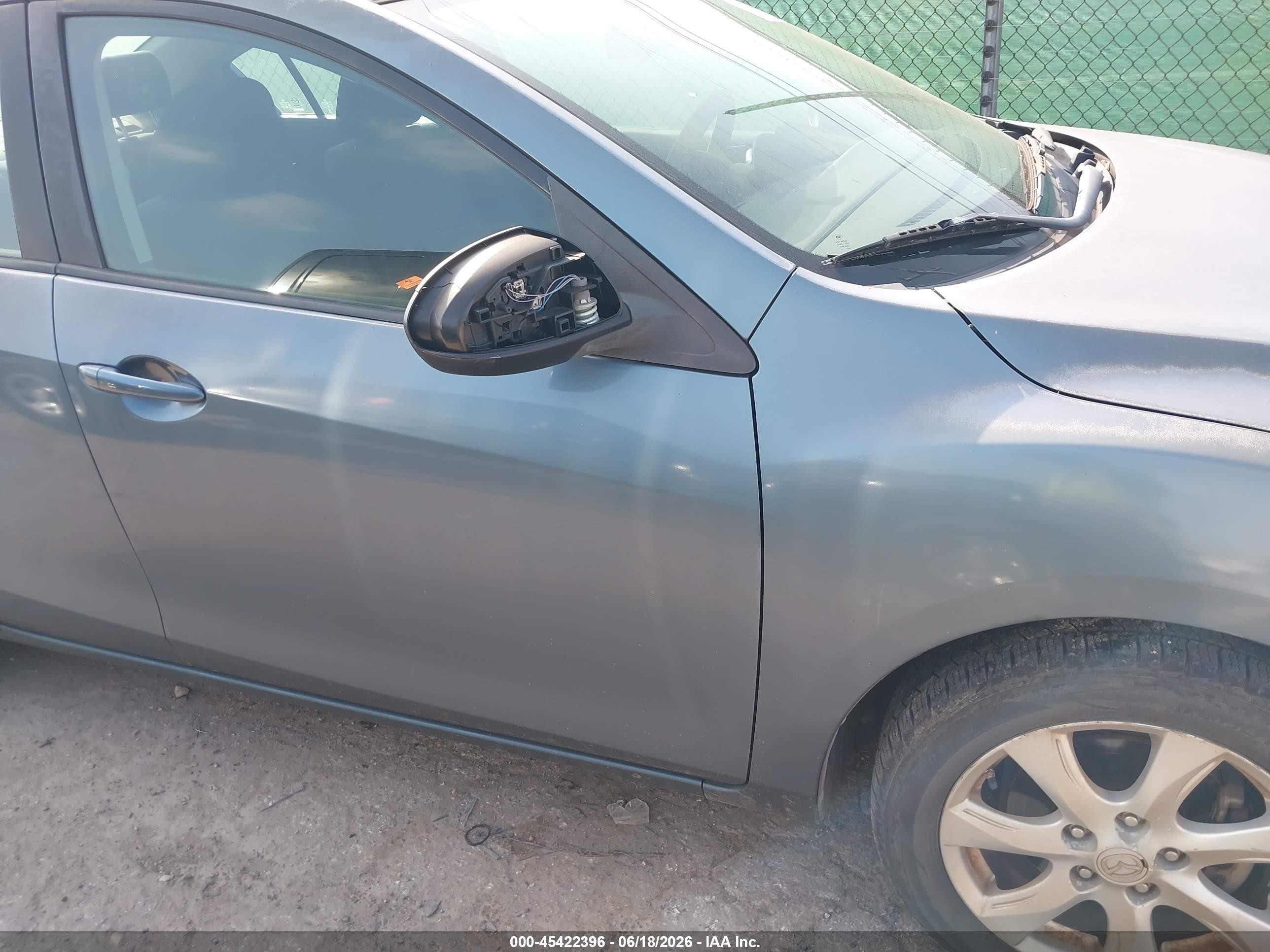 2010 Mazda Mazda3 I Touring Blue vin: JM1BL1SF3A1252067