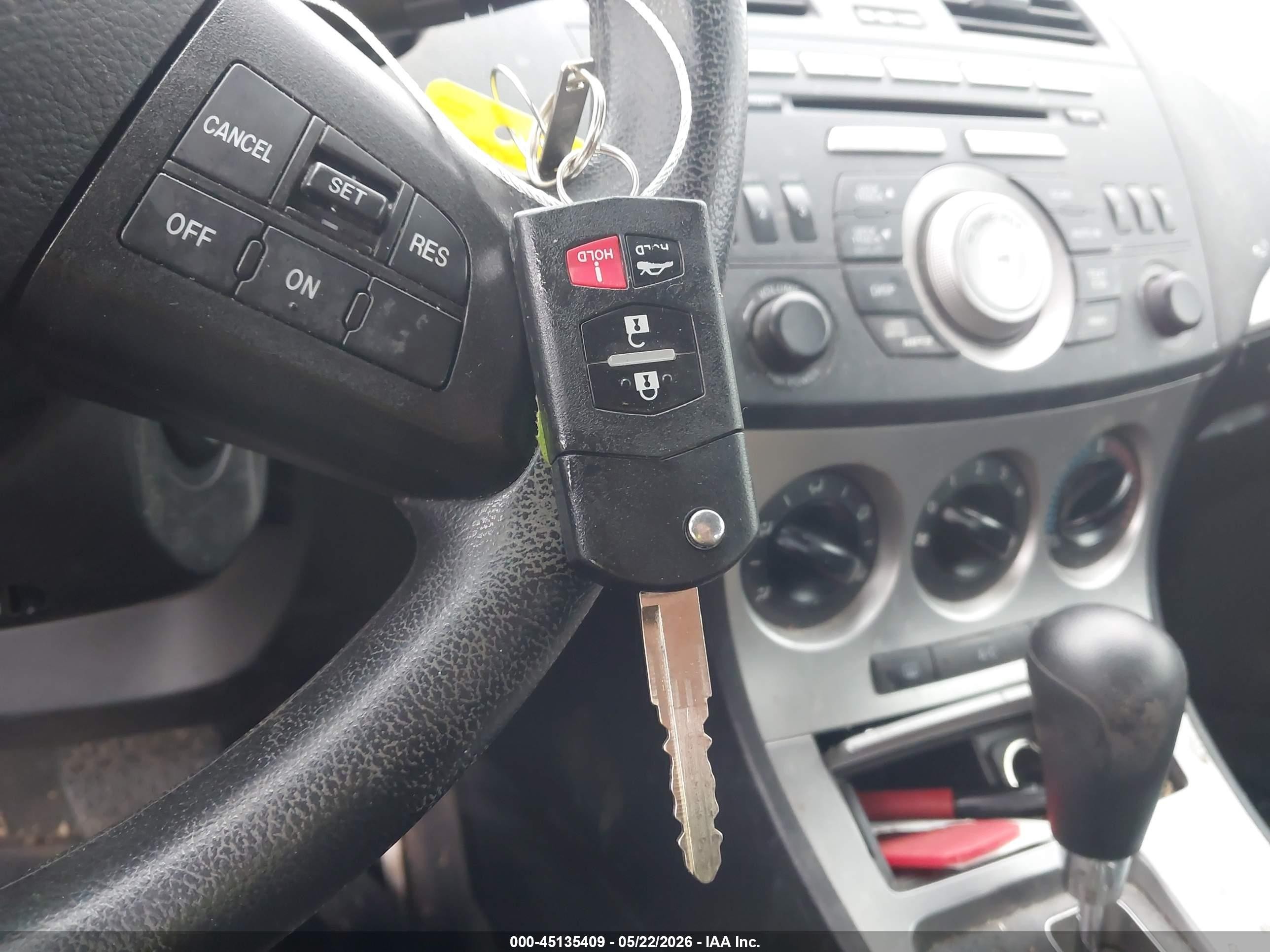 2010 Mazda Mazda3 I Touring Серый vin: JM1BL1SF3A1254062
