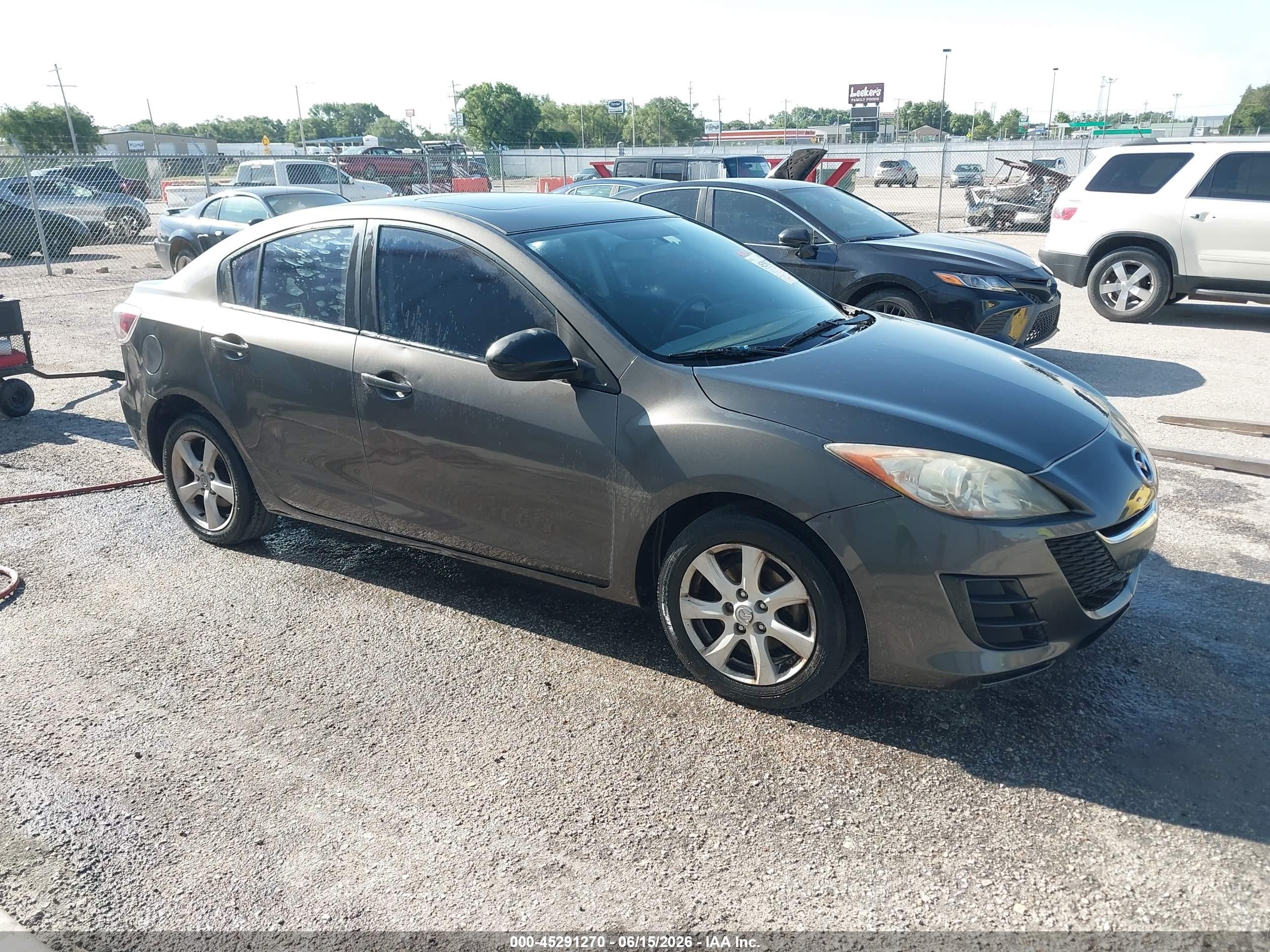 2010 Mazda Mazda3   Серый vin: JM1BL1SF4A1197077