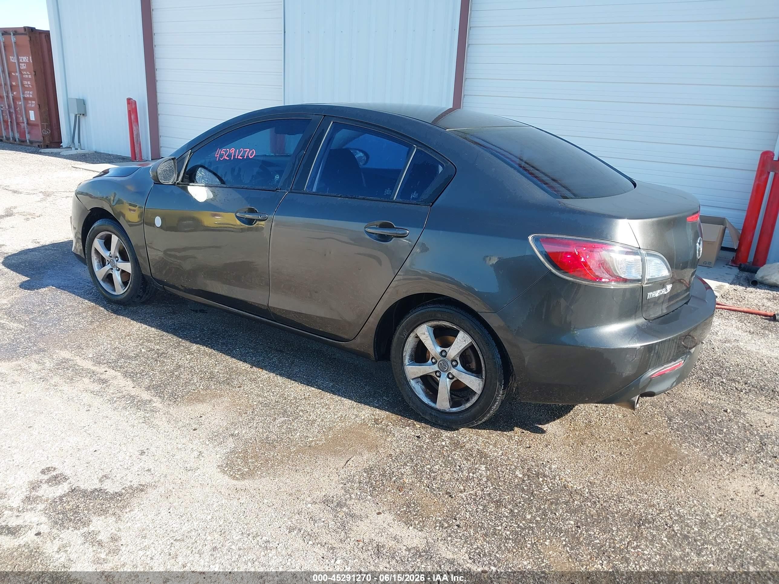2010 Mazda Mazda3   Серый vin: JM1BL1SF4A1197077