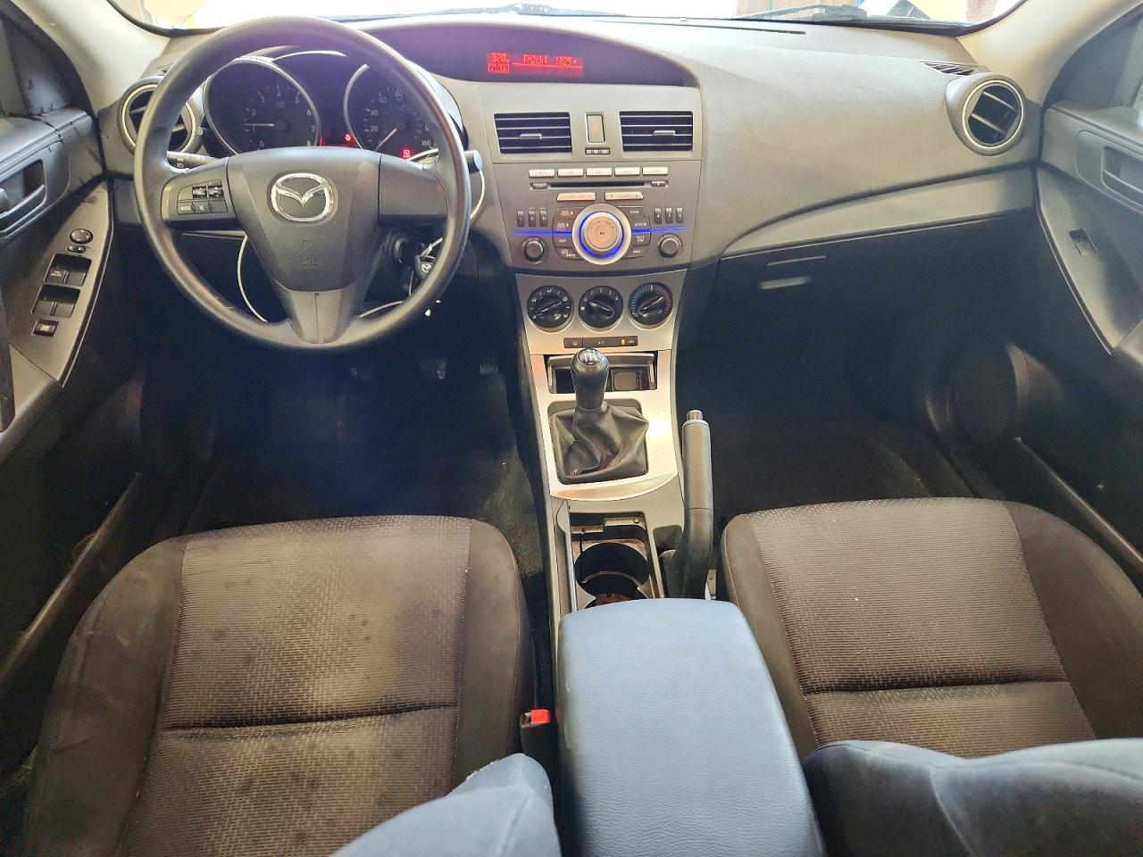 2010 Mazda 3 I Белый vin: JM1BL1SF4A1197256