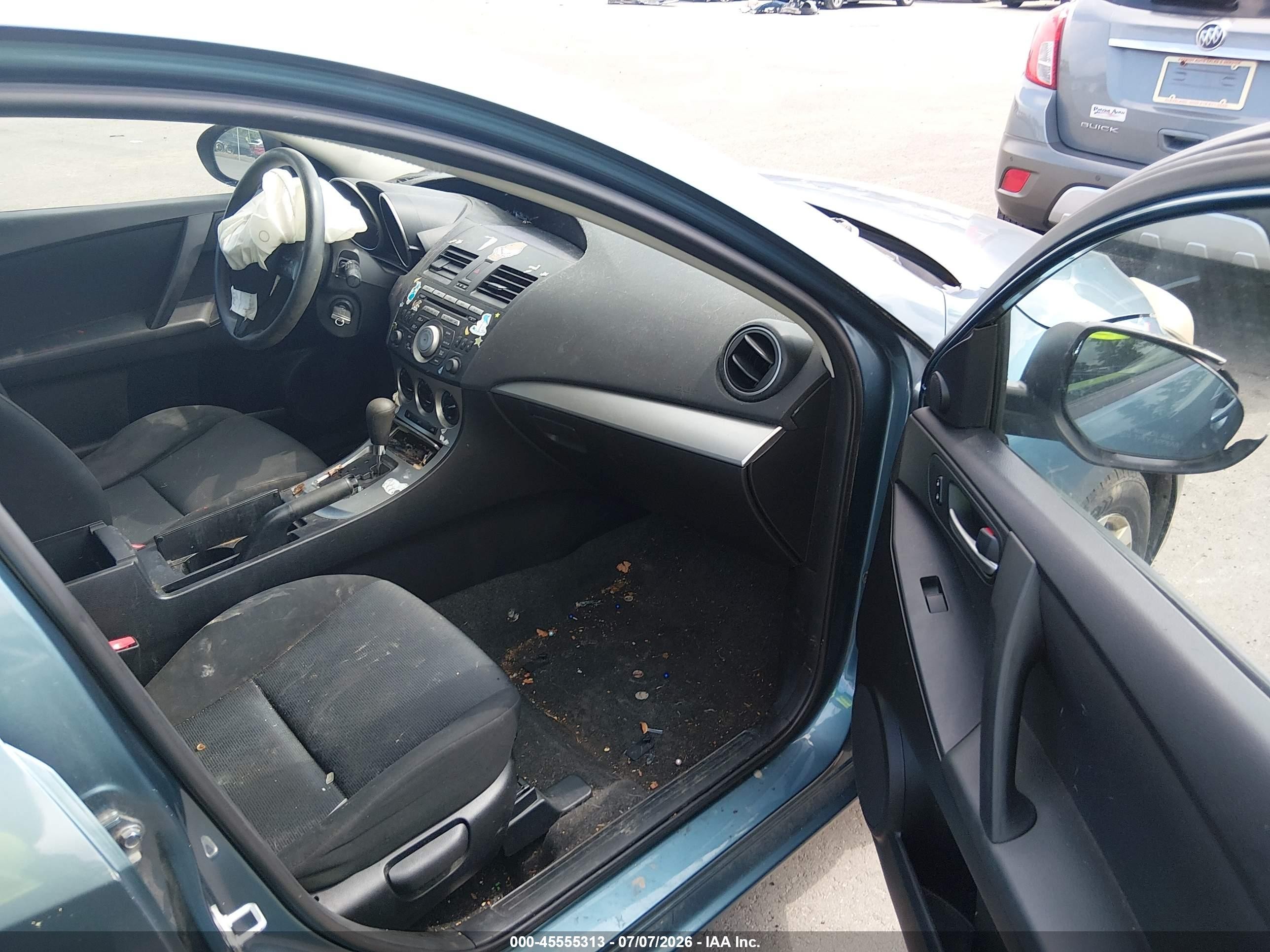 2010 Mazda Mazda3 I Touring Blue vin: JM1BL1SF4A1204951