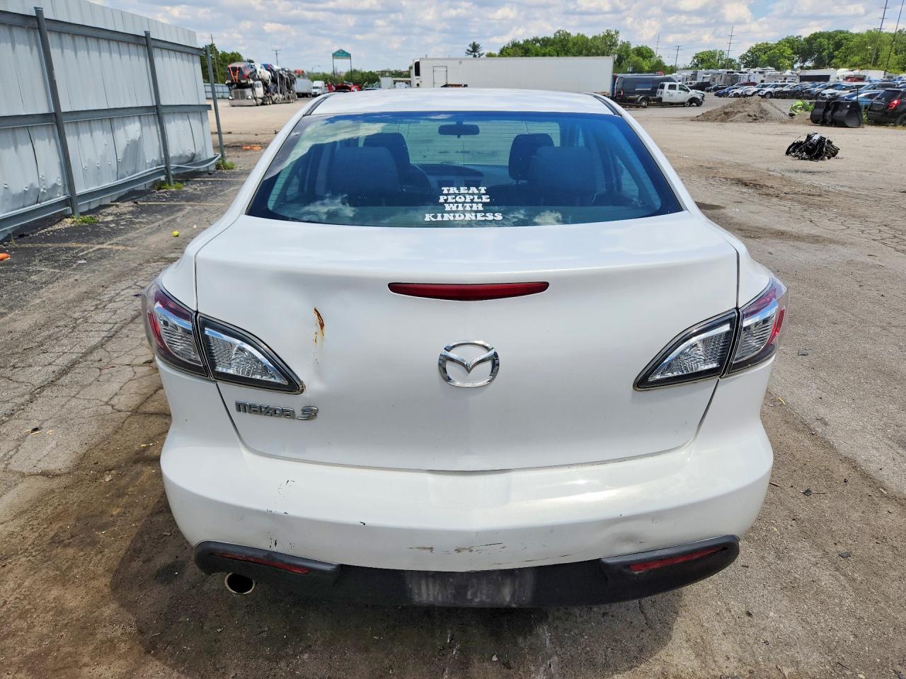 2010 Mazda 3 White vin: JM1BL1SF4A1210992