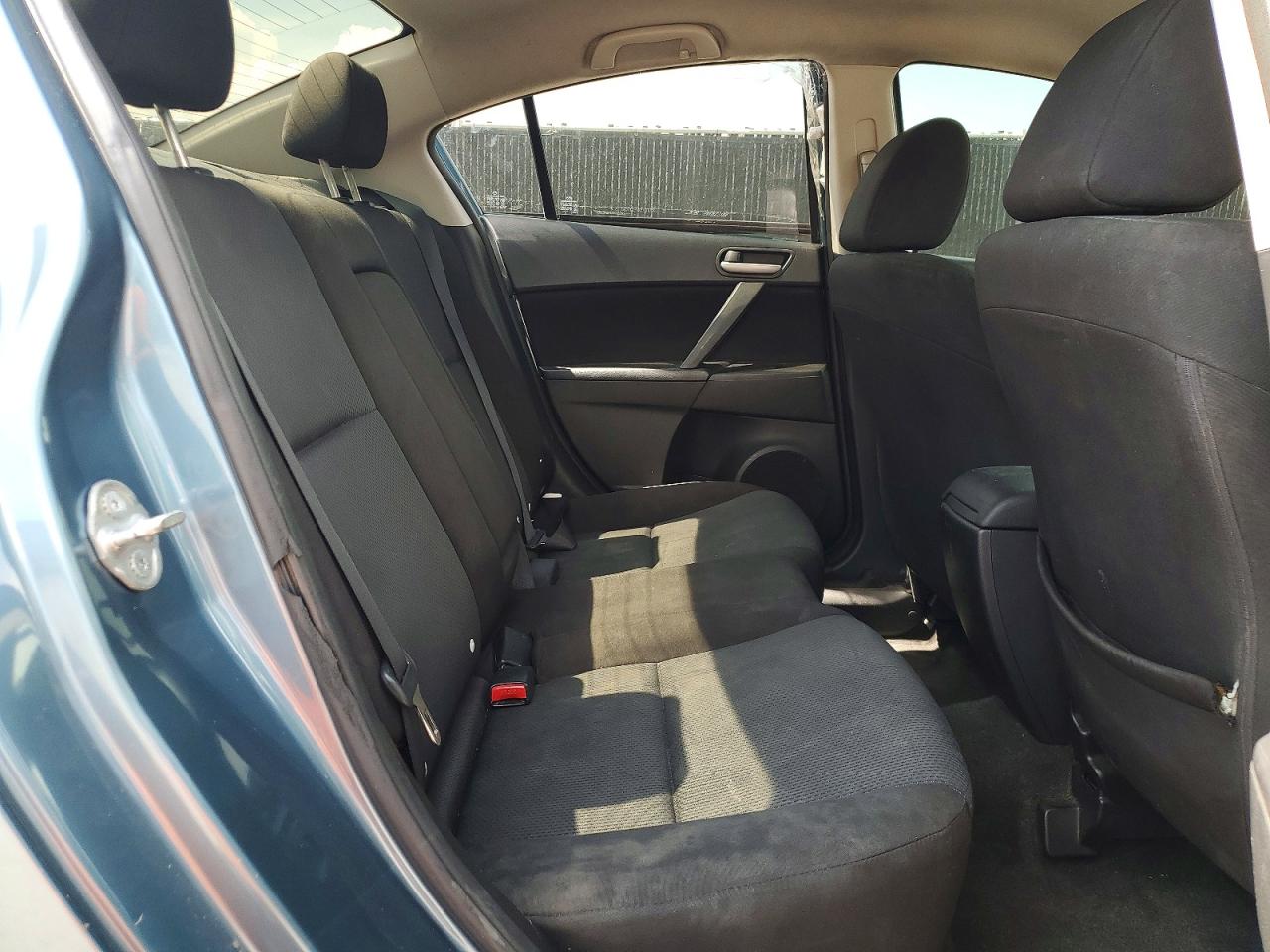 2010 Mazda 3 I Синий vin: JM1BL1SF4A1250425