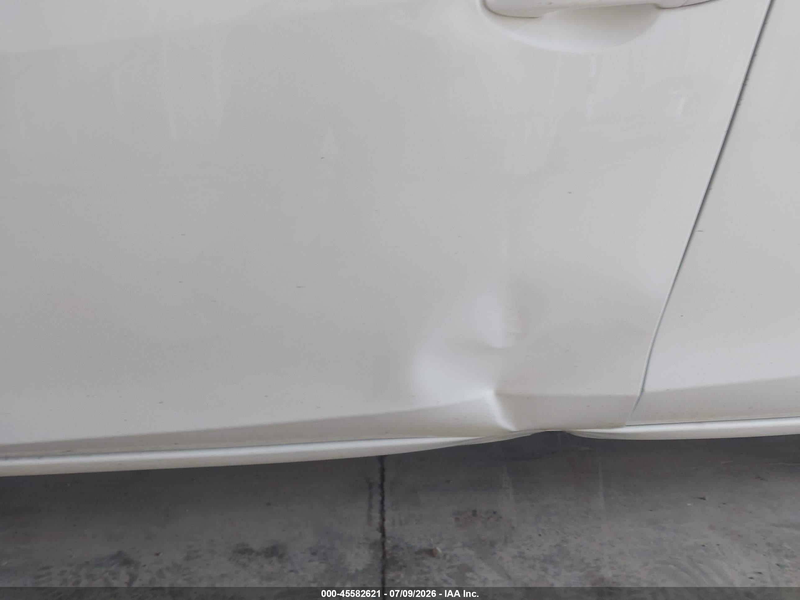 2010 Mazda Mazda3 I Sport White vin: JM1BL1SF4A1265894
