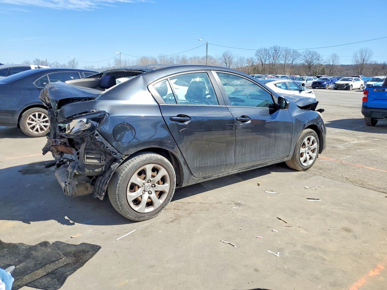 2010 Mazda 3 Black vin: JM1BL1SF4A1312647